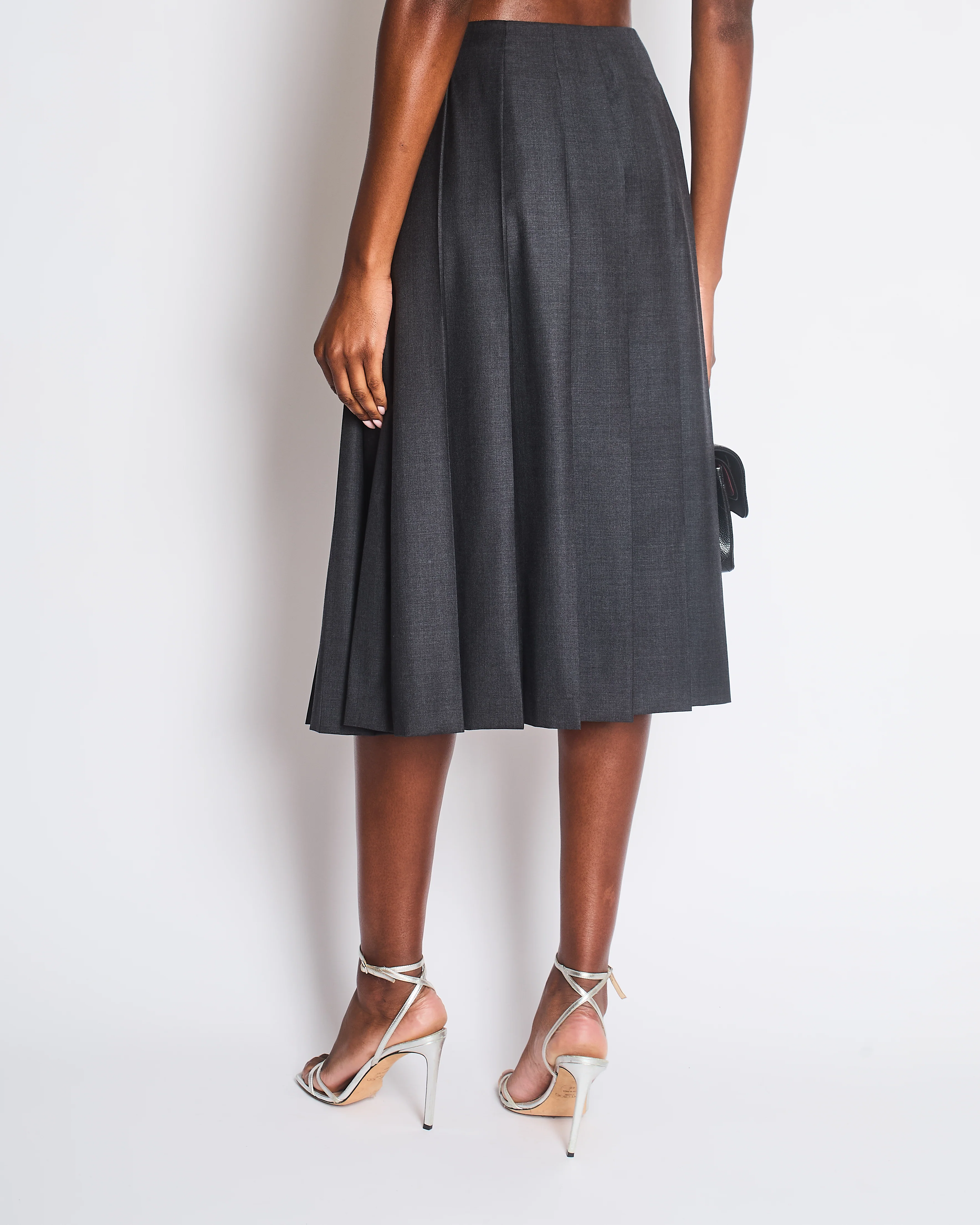 Prada Dark Grey Wool Pleated Midi Skirt with Buckle Logo Detail Size IT 36 (UK 4) - Image 3