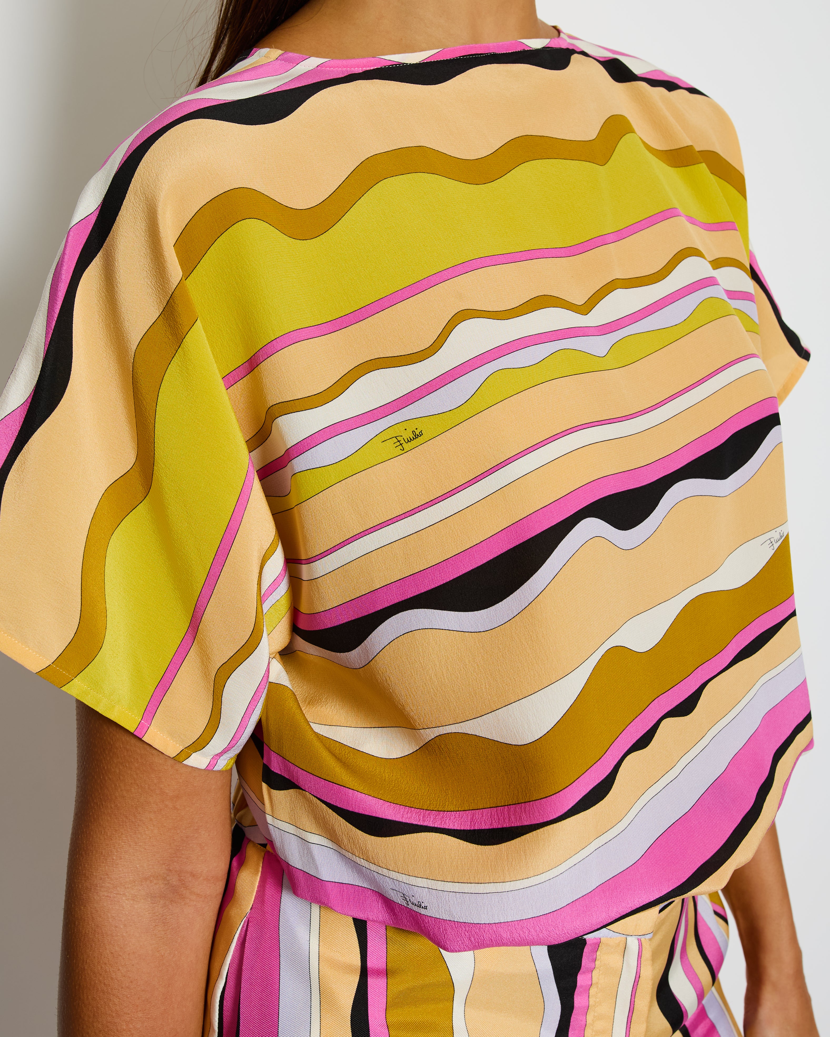 Emilio Pucci Yellow Short Sleeve Elasticated Top and Short Set Size IT 42 (UK 10) - Image 4