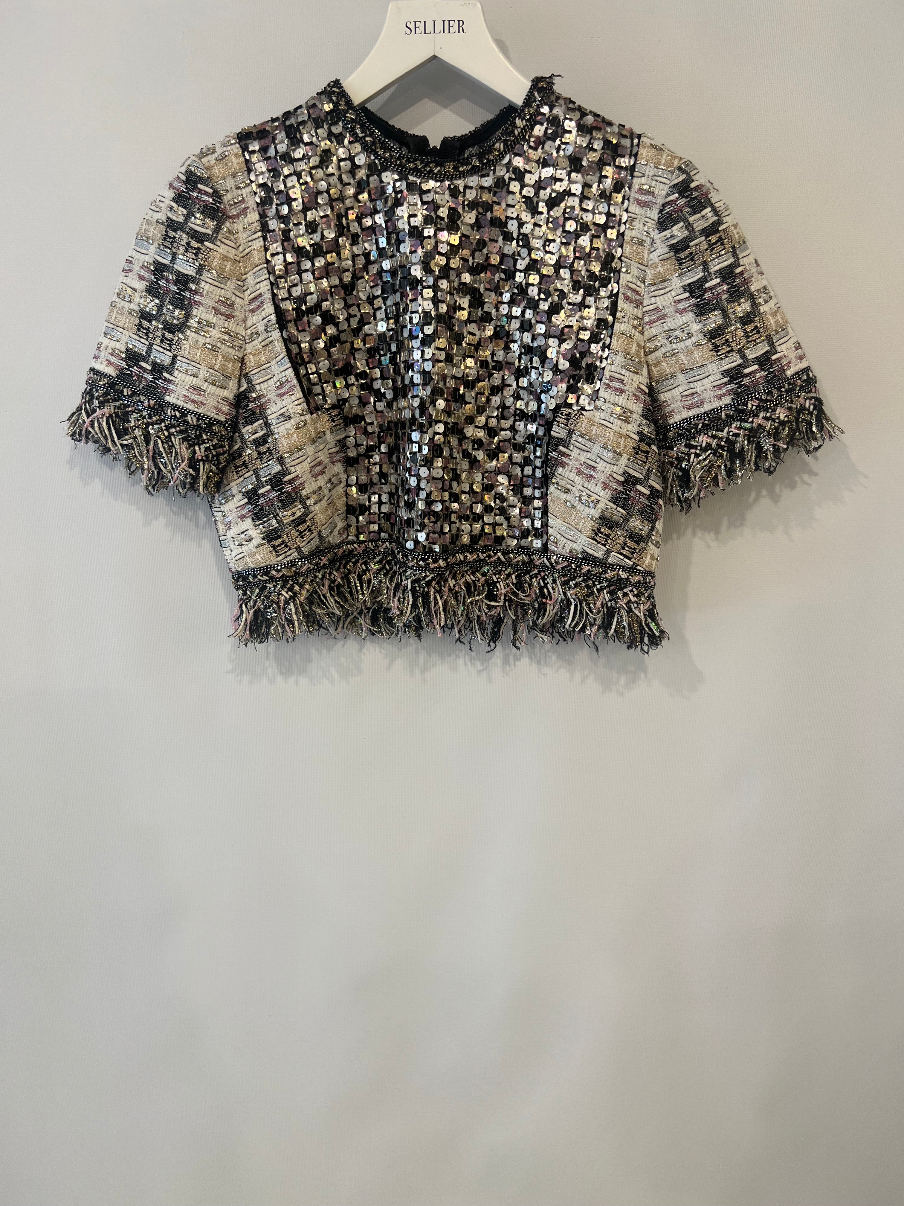 Ralph & Russo Black and Multi-Colour Tweed Sequin Top and Mini Skirt Set with Textured Gold Buttons Size FR 38/40 (UK 10/12) - Image 16