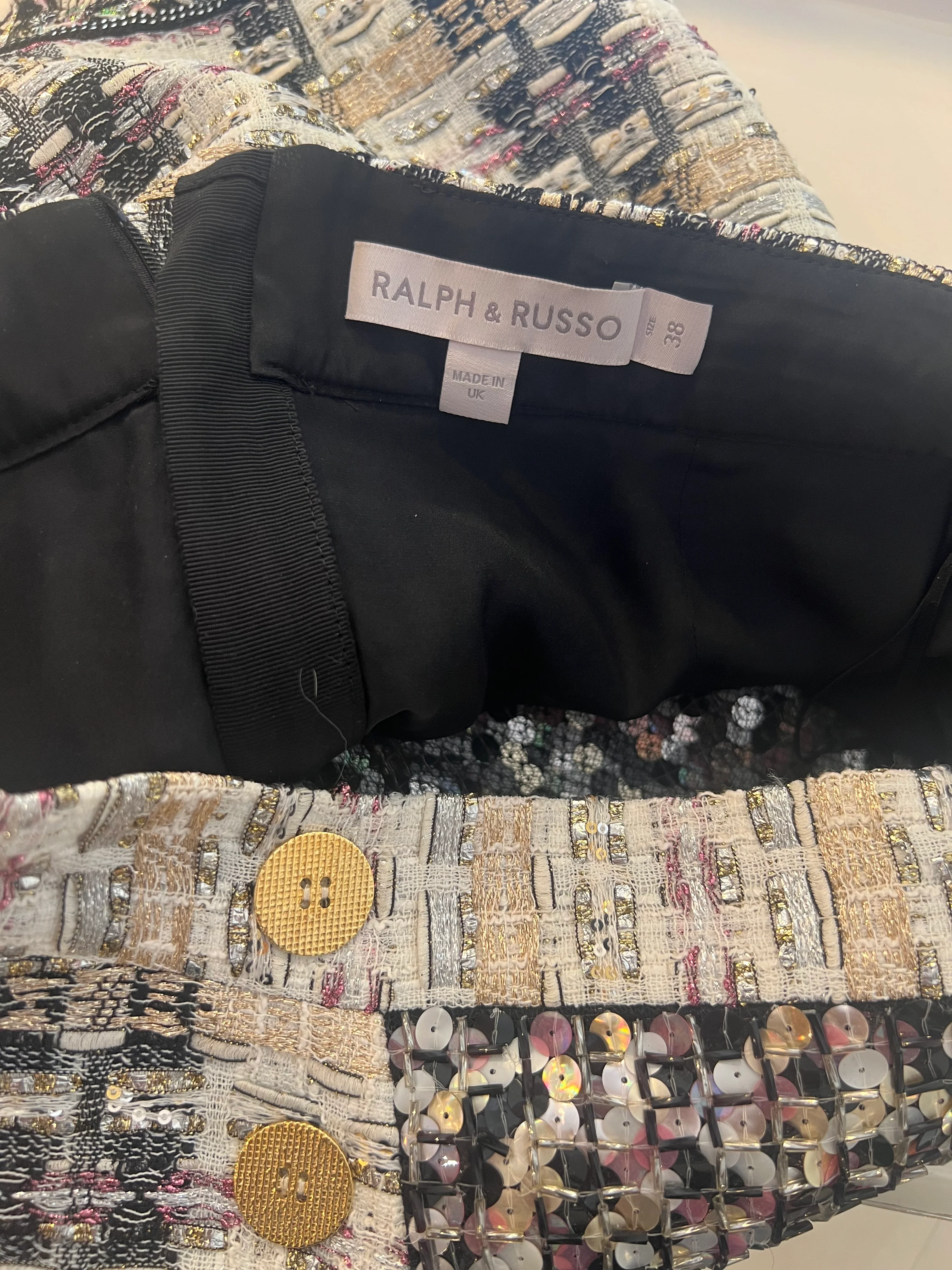 Ralph & Russo Black and Multi-Colour Tweed Sequin Top and Mini Skirt Set with Textured Gold Buttons Size FR 38/40 (UK 10/12) - Image 17