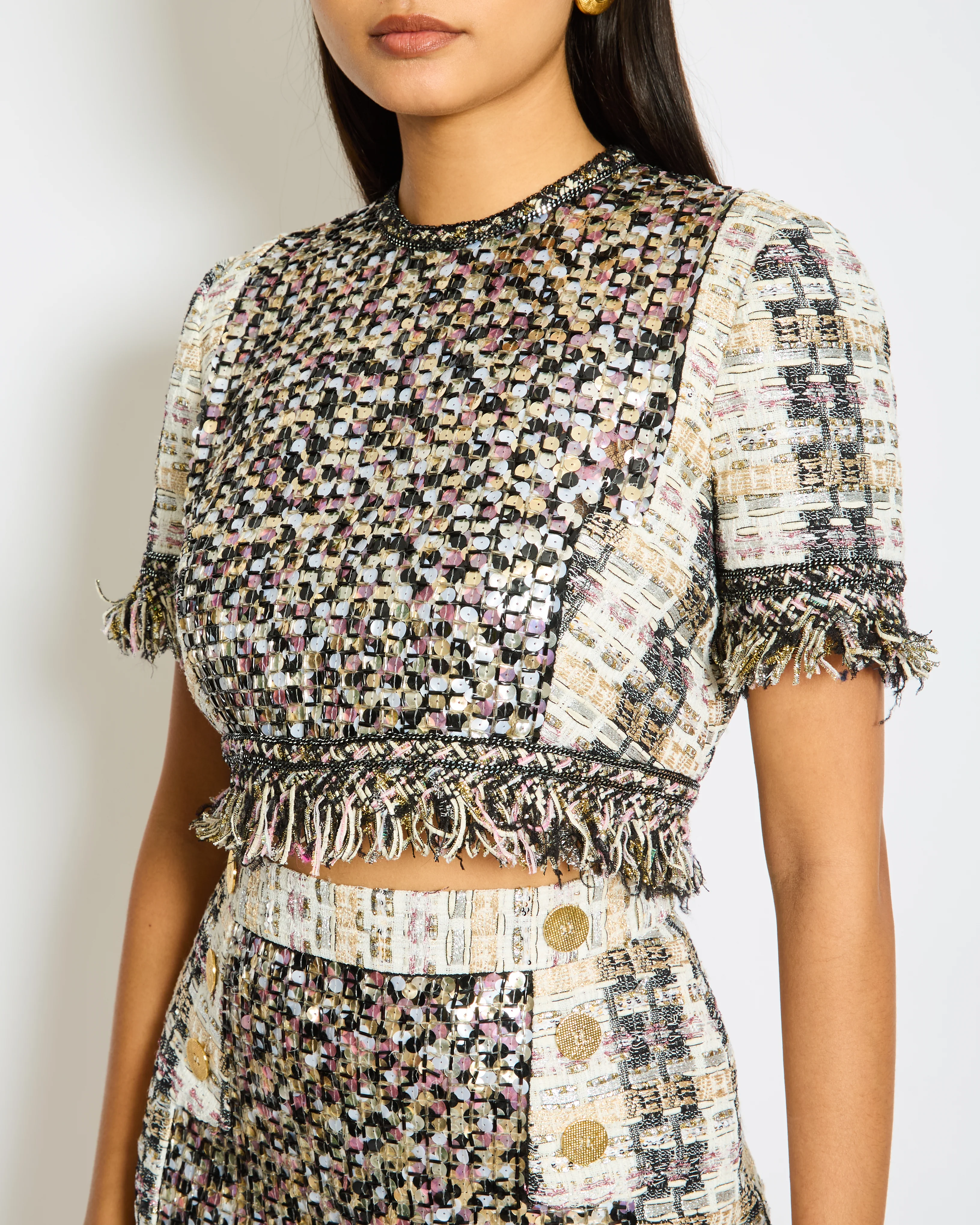 Ralph & Russo Black and Multi-Colour Tweed Sequin Top and Mini Skirt Set with Textured Gold Buttons Size FR 38/40 (UK 10/12) - Image 2