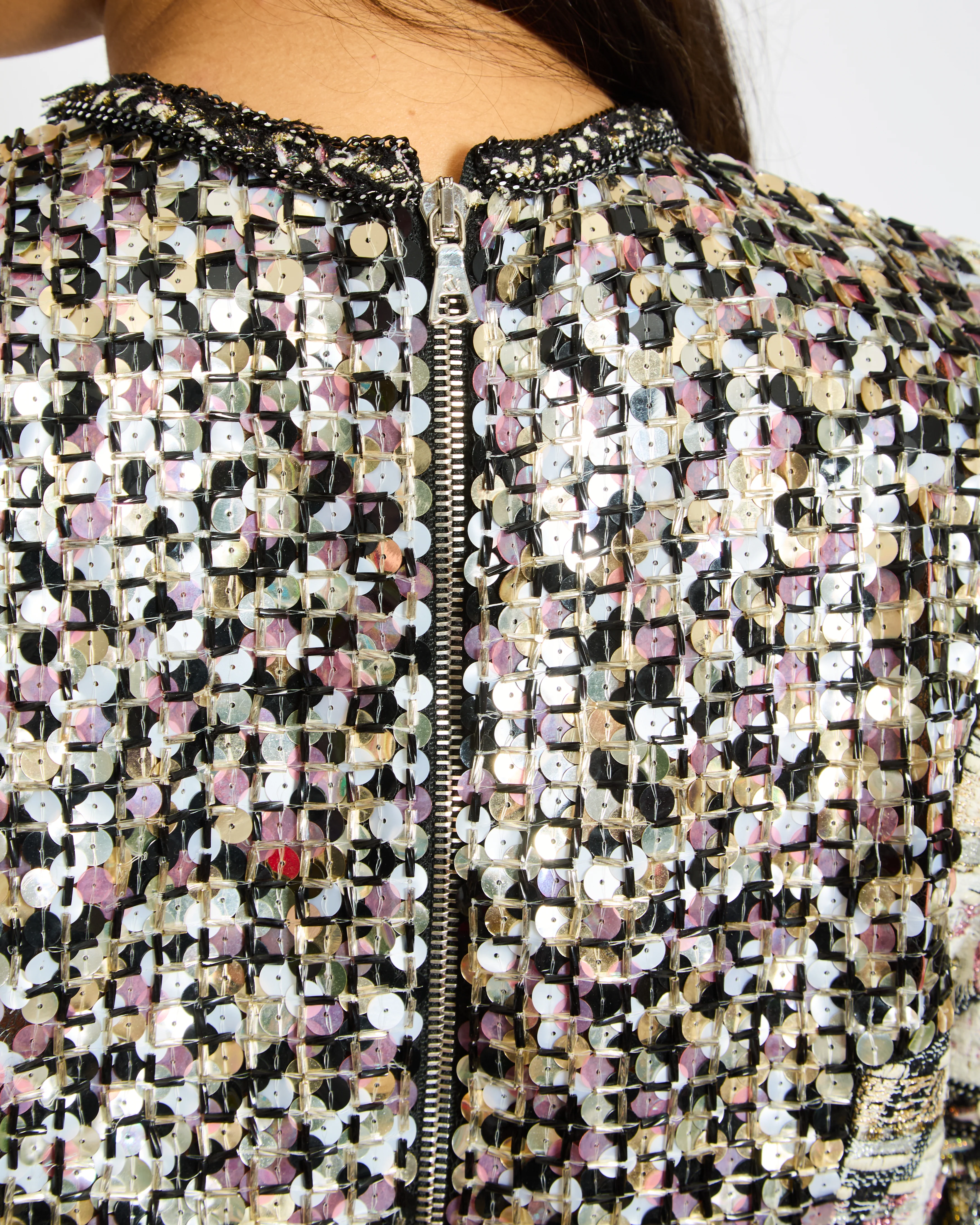 Ralph & Russo Black and Multi-Colour Tweed Sequin Top and Mini Skirt Set with Textured Gold Buttons Size FR 38/40 (UK 10/12) - Image 6