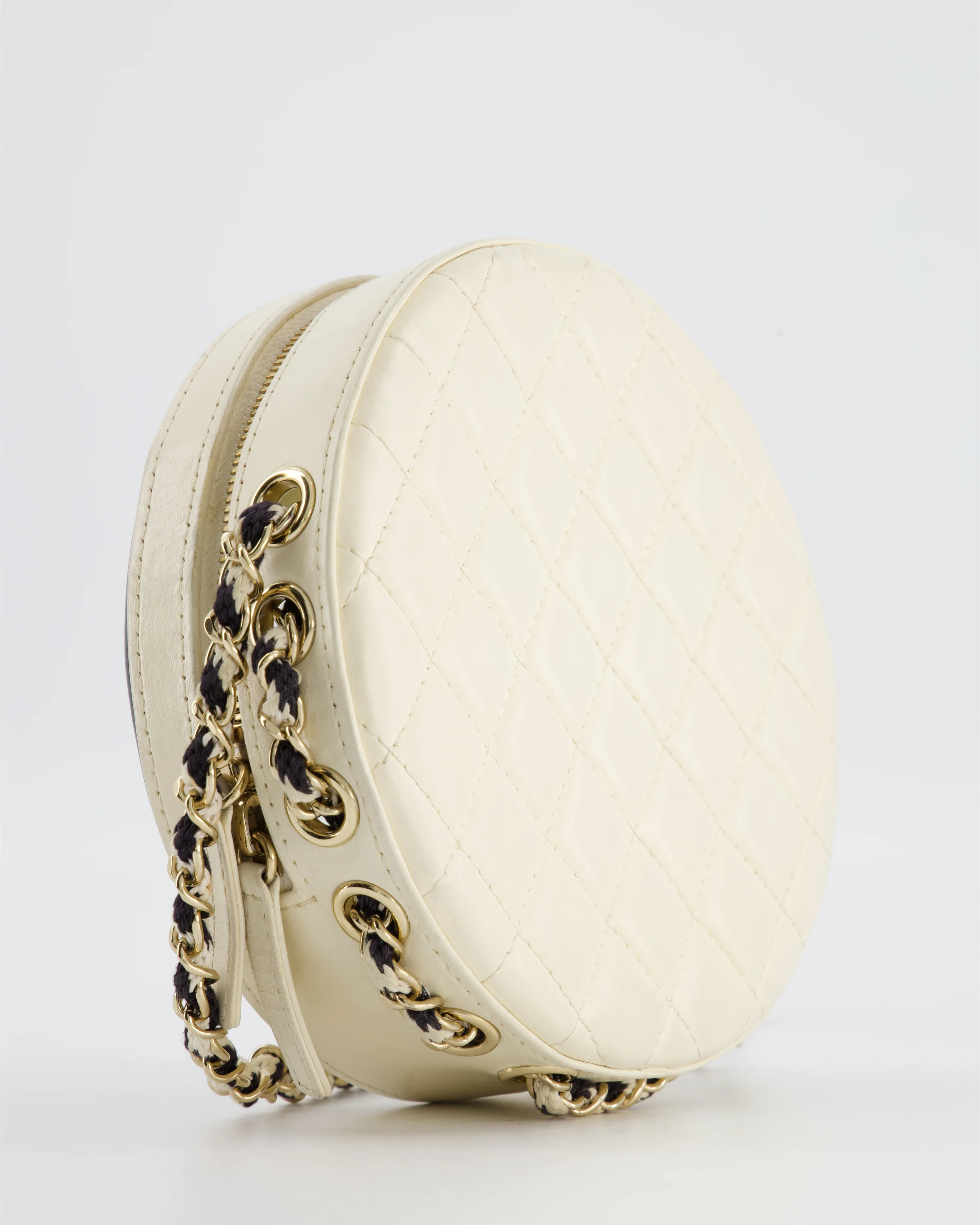 *RARE & FIRE PRICE* Chanel La Pausa Coco Lifesaver Bag in Black and White with Champagne Gold Hardware - Image 15