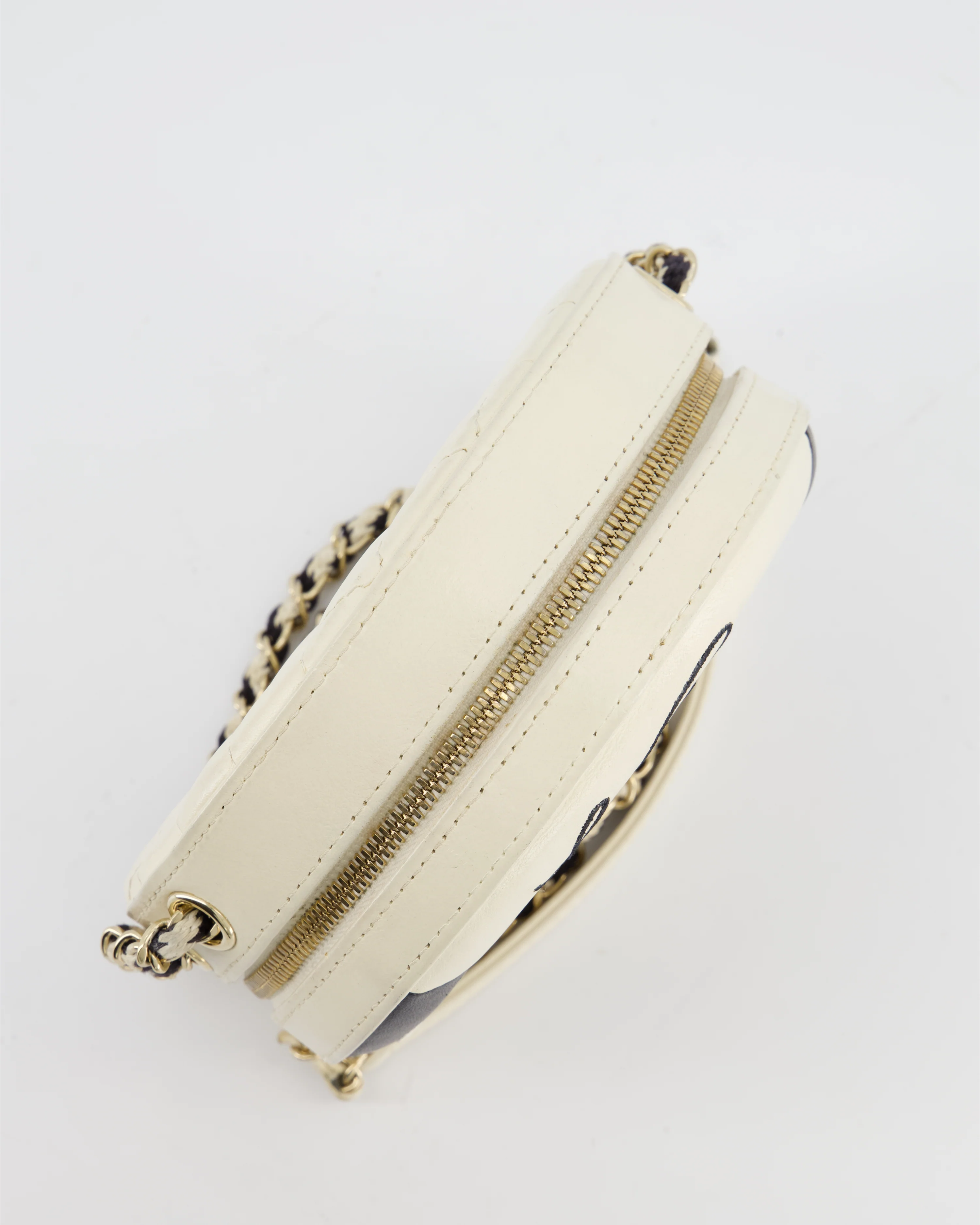 *RARE & FIRE PRICE* Chanel La Pausa Coco Lifesaver Bag in Black and White with Champagne Gold Hardware - Image 16