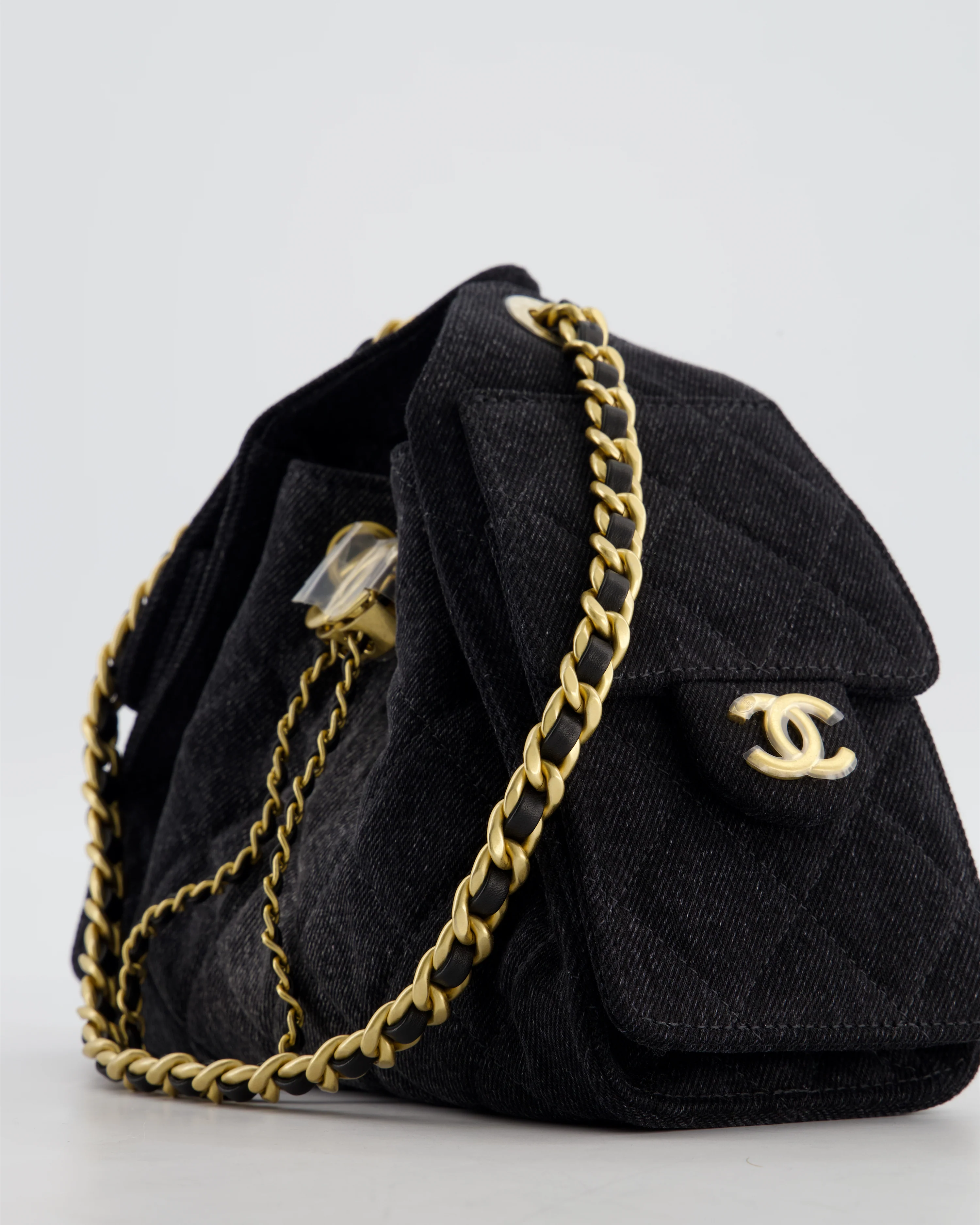 *RARE* Chanel 26C Mini 25 Handbag in Black Denim with Brushed Gold Hardware - Image 12