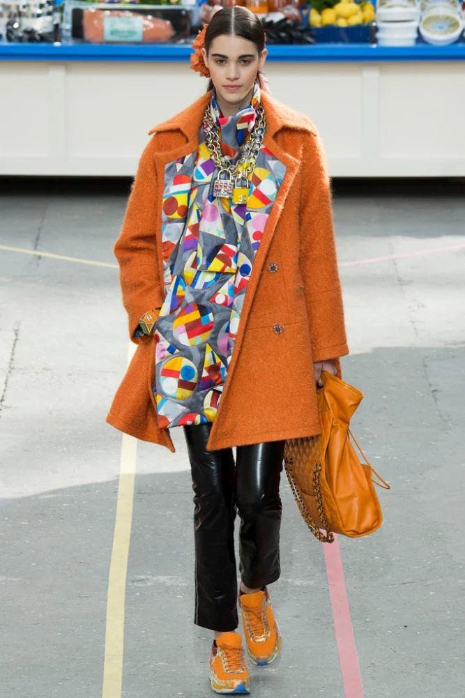 *RARE* Chanel Fall/Winter 2014 "Supermarket" Collection Orange Double Breasted Oversized Coat with Camelia Embellished Buttons & Zip Details Size FR 36 (UK 8) - Image 6