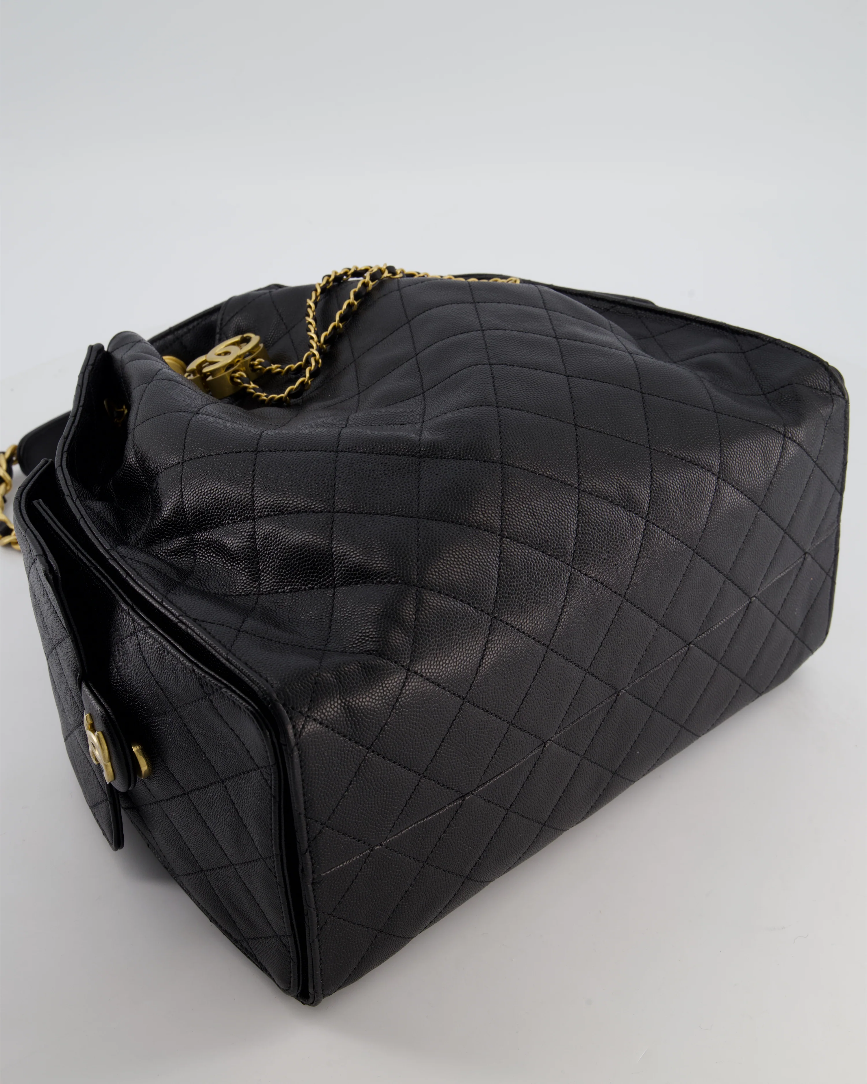 *RARE* Chanel Medium 25 Handbag in Black Caviar Leather with Brushed Gold Hardware - Image 19