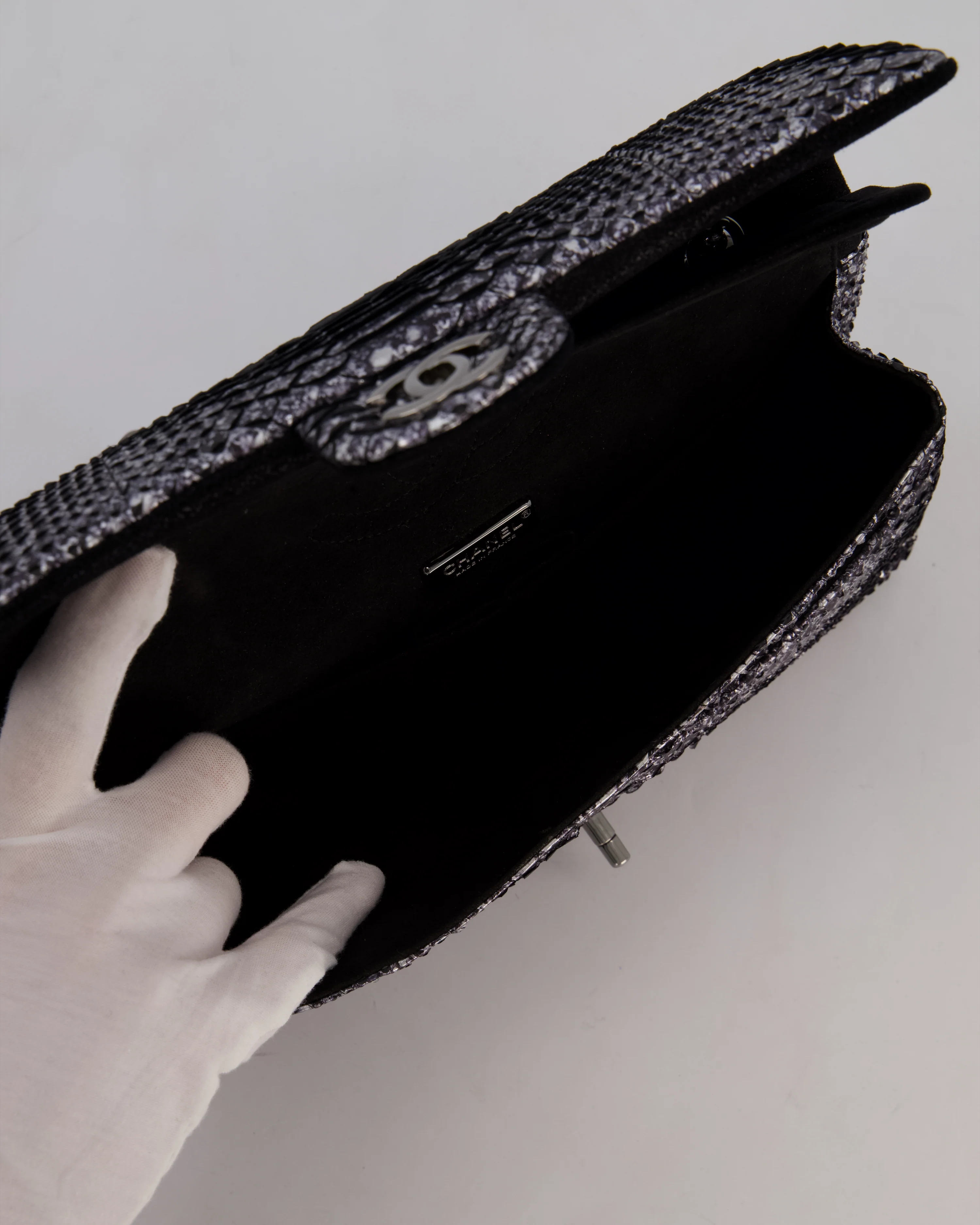 *RARE* Chanel Medium Double Flap Bag in Metallic Silver Python Leather with Gunmetal Hardware - Image 16
