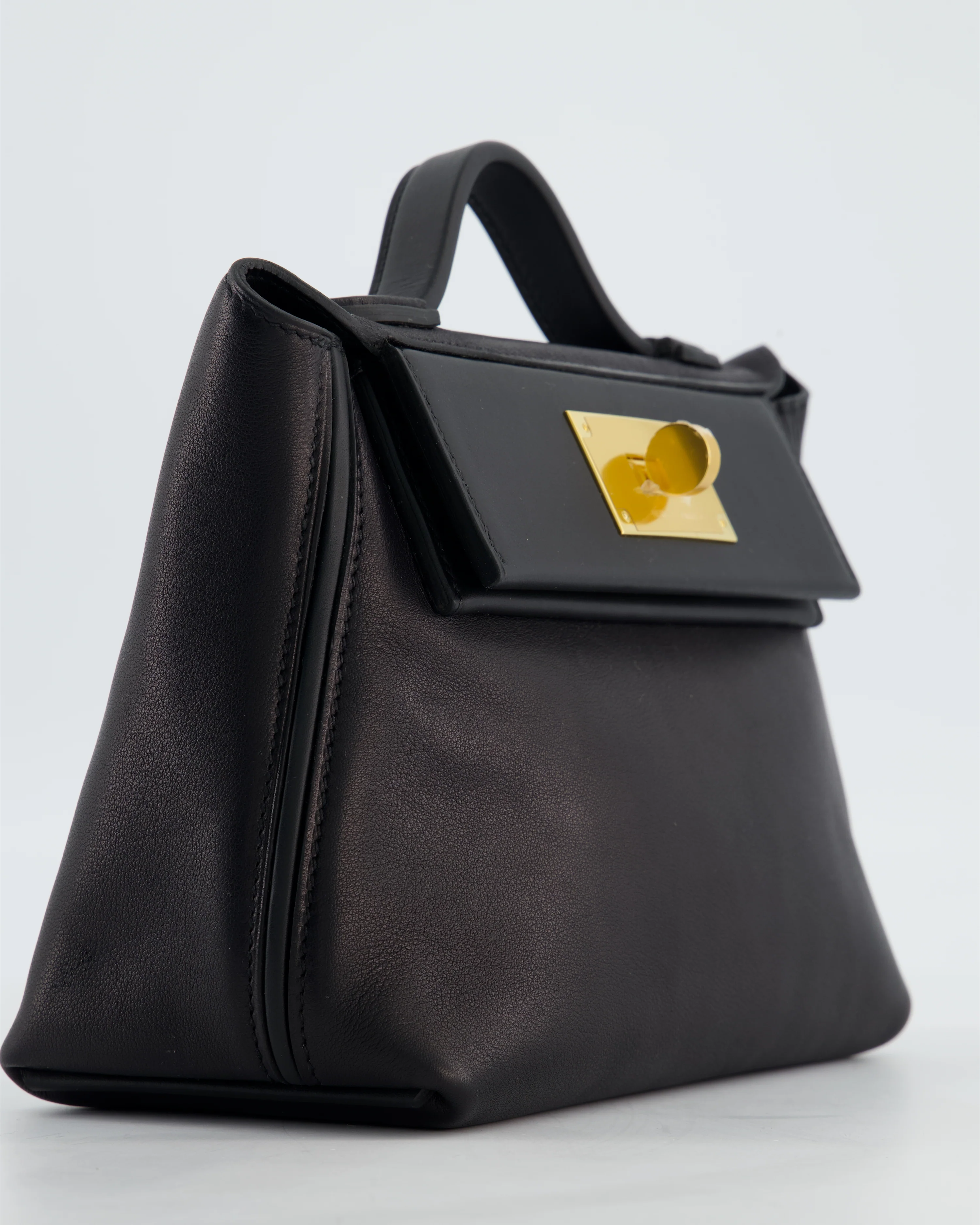 *RARE* Hermès 24/24 21 Bag in Noir Volupto and Noir Swift Leather with Gold Hardware - Image 12