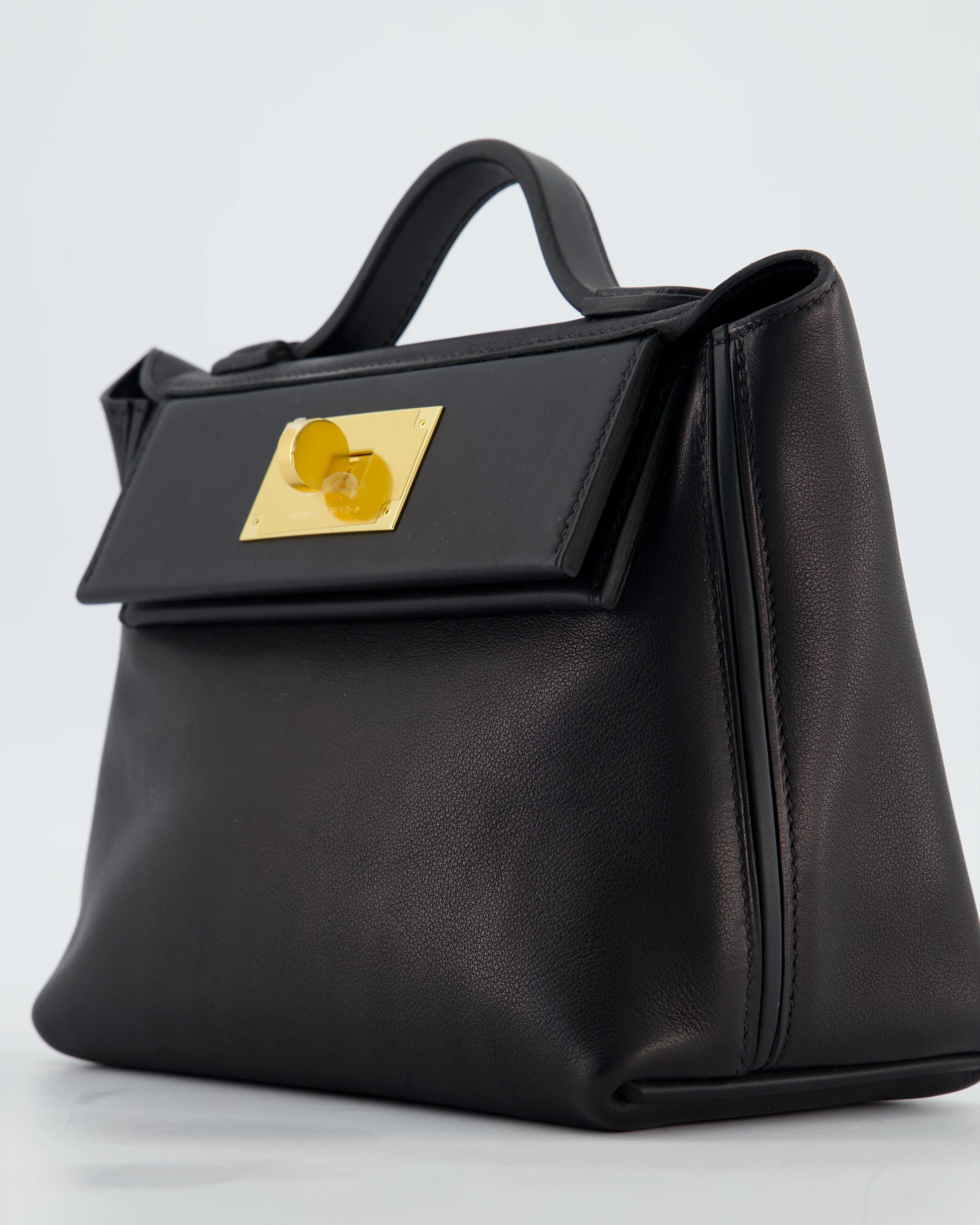 *RARE* Hermès 24/24 21 Bag in Noir Volupto and Noir Swift Leather with Gold Hardware - Image 13