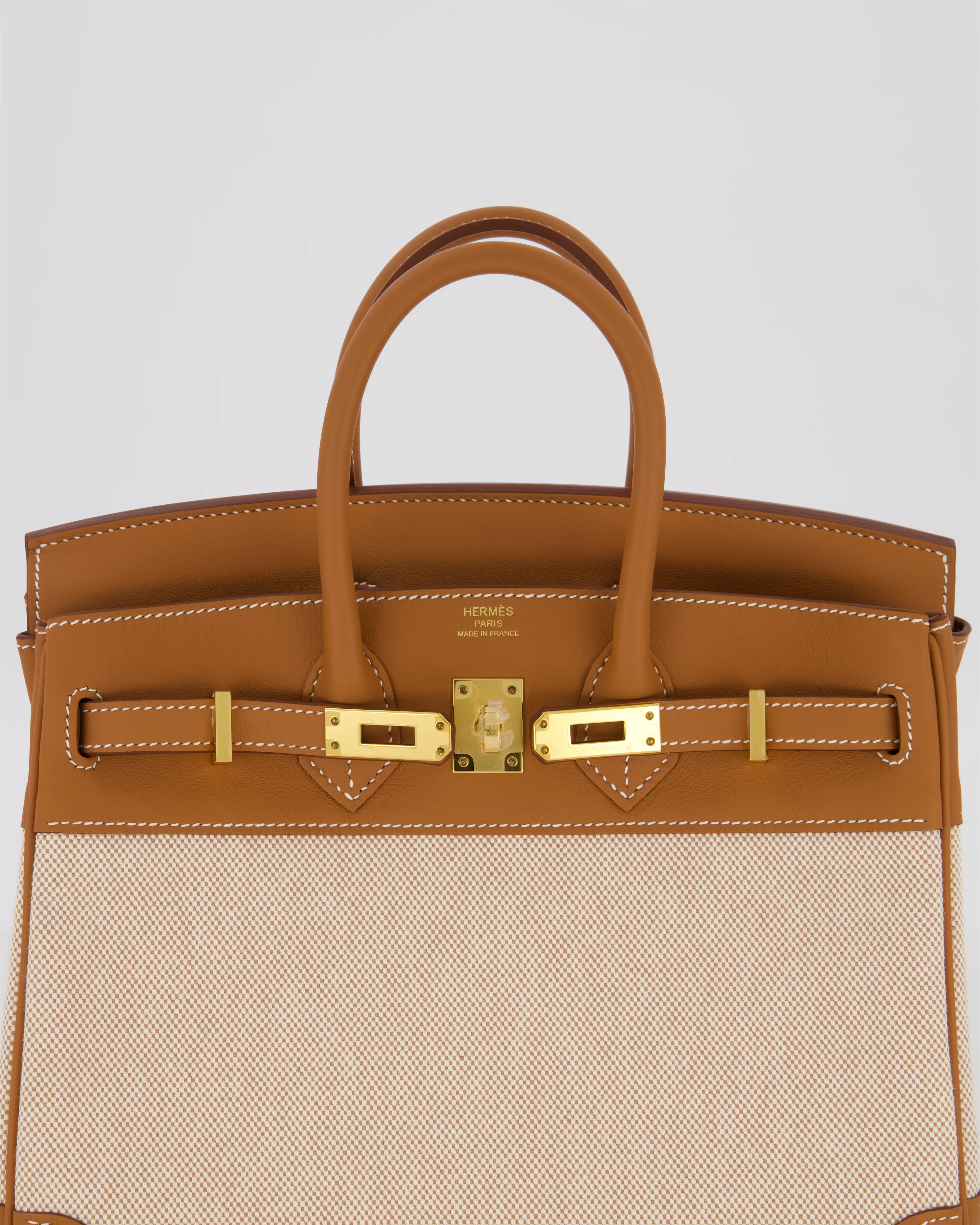 *RARE* Hermès Birkin 25 Retourne Bag in Ecru/Beige Toile H Canvas and Gold Swift Leather with Gold Hardware - Image 15