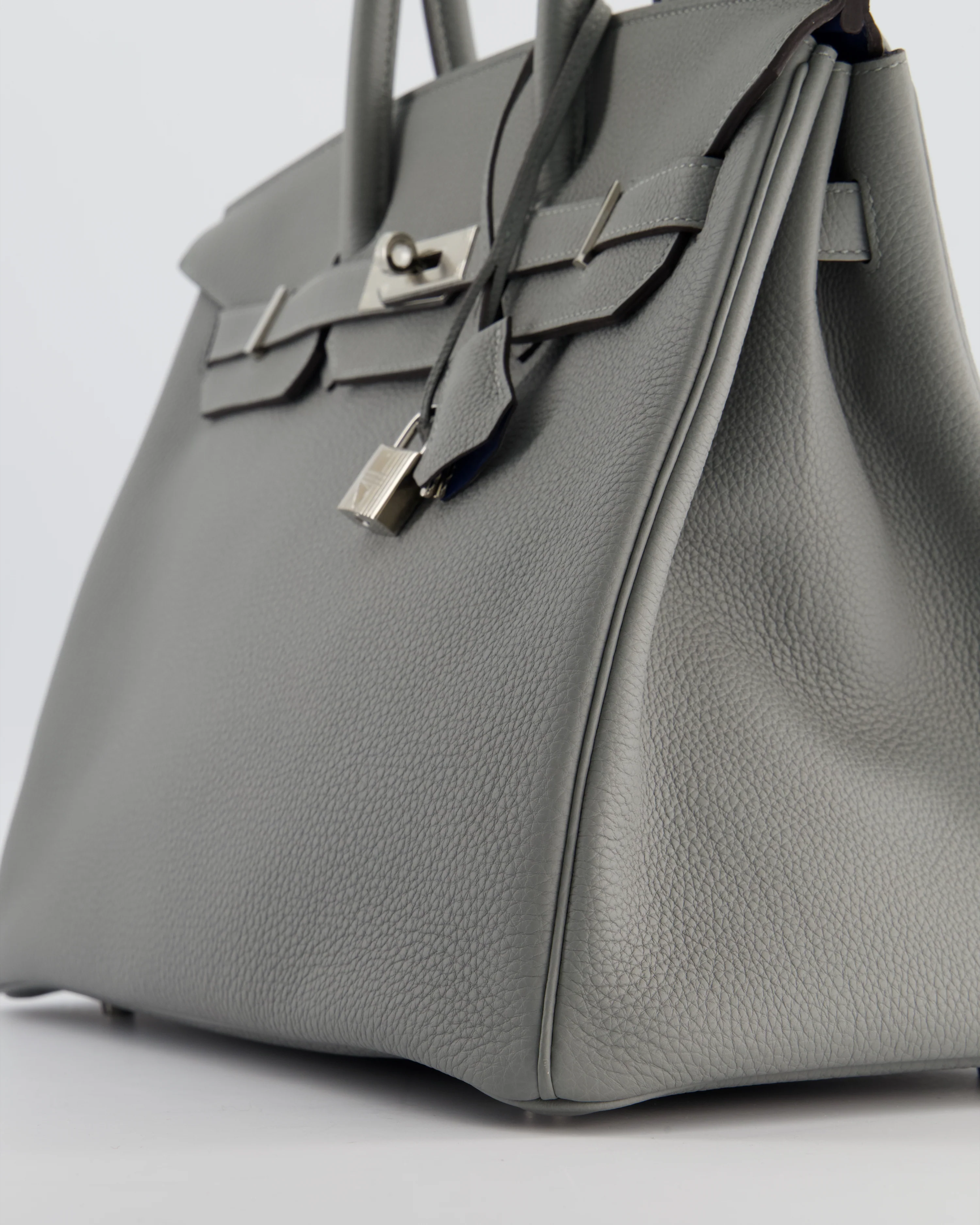 Hermès Birkin 35 Verso Retourne Bag in Gris Mouette Togo Leather and Blue Agate with Palladium Hardware - Image 12