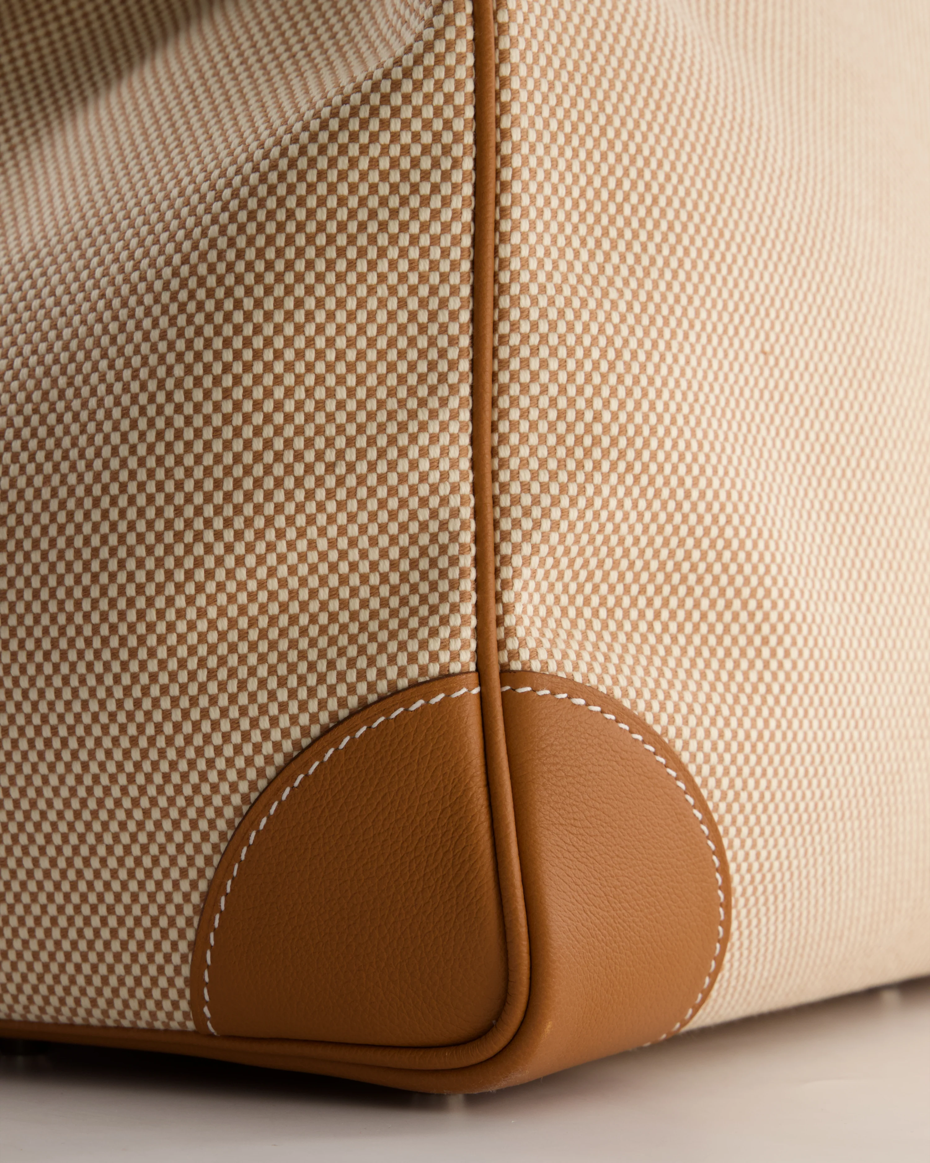 *RARE* Hermès Haut à Courroies HAC 50 Bag in Gold Evercolour Leather & Écru/Beige Toile Cross Canvas with Palladium Hardware - Image 13