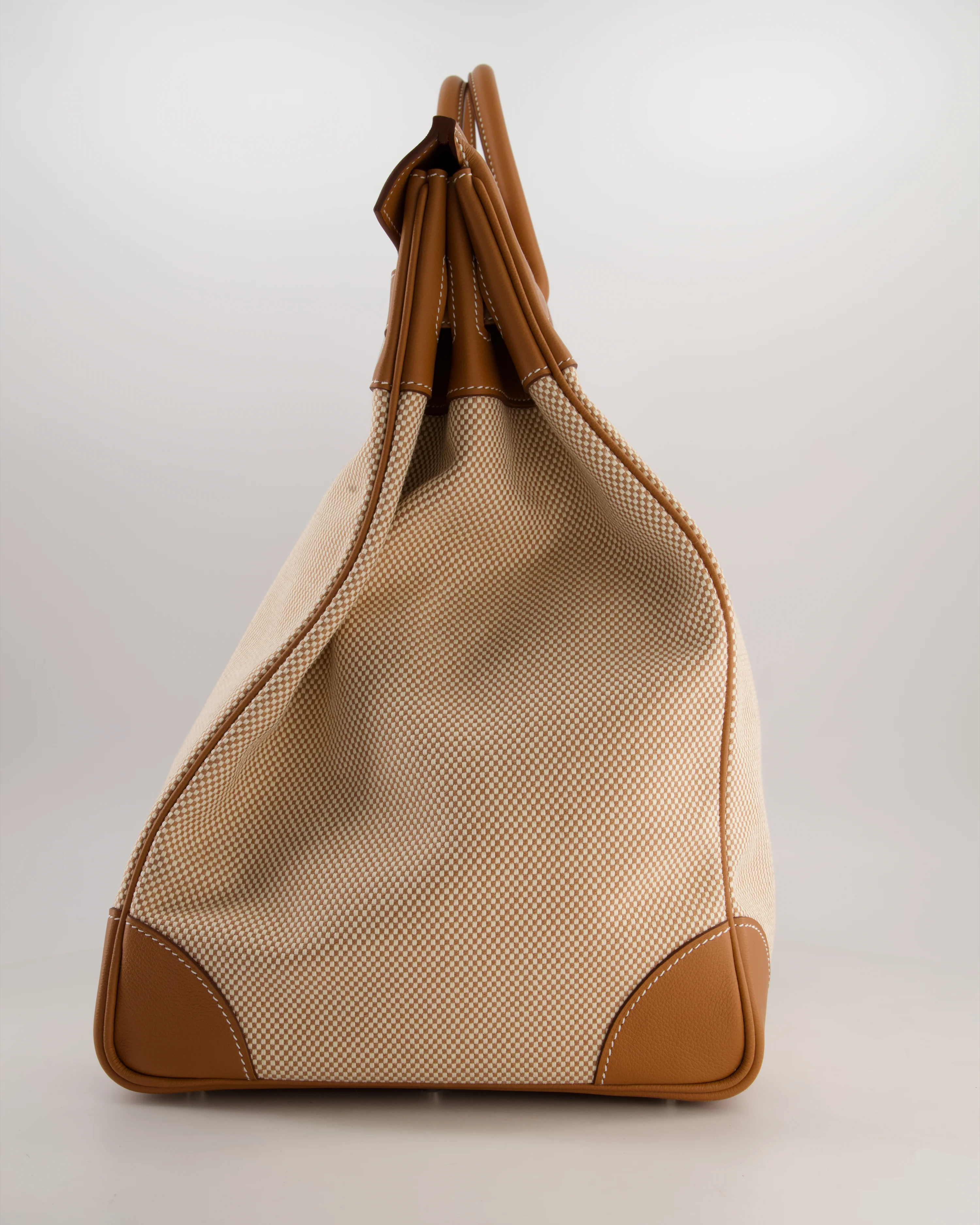 *RARE* Hermès Haut à Courroies HAC 50 Bag in Gold Evercolour Leather & Écru/Beige Toile Cross Canvas with Palladium Hardware - Image 8