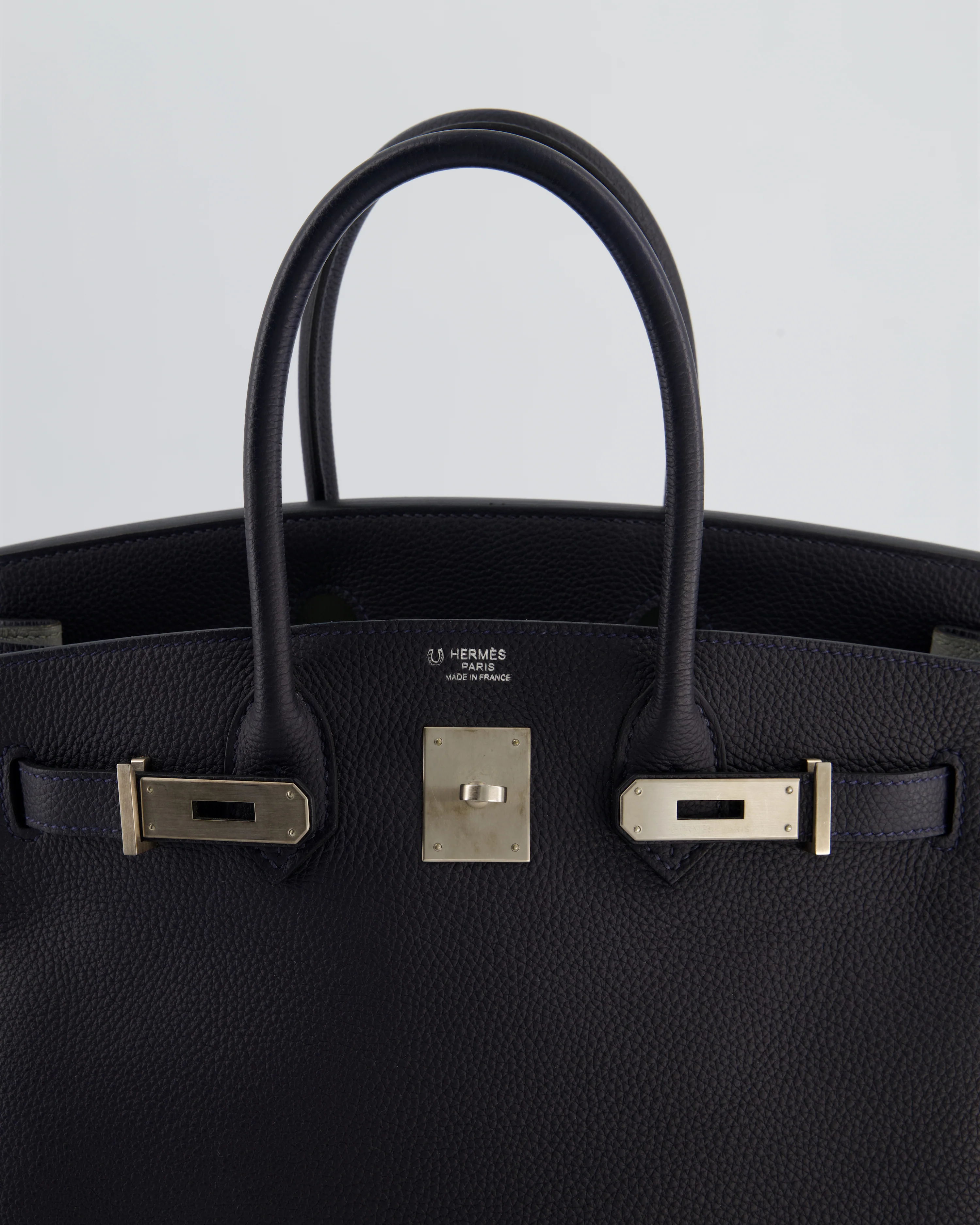 *RARE* Hermès HSS Birkin 30 Retourne Verso Bag in Bleu Nuit Togo Leather, Gris Mouette Interior with Brushed Palladium Hardware - Image 15