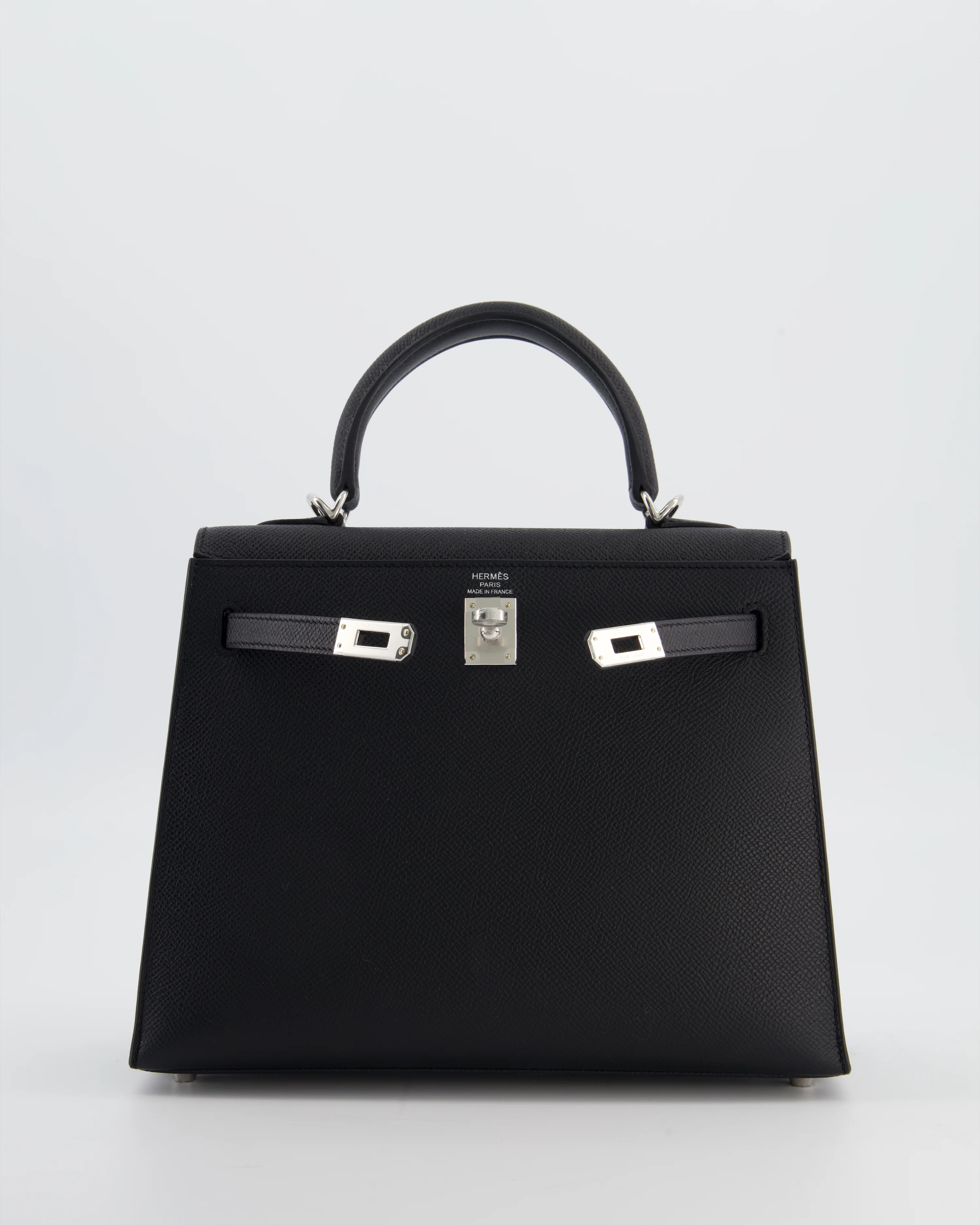 *RARE* Hermès Kelly 25 Sellier Bag in Noir Epsom Leather with Palladium Hardware - Image 2
