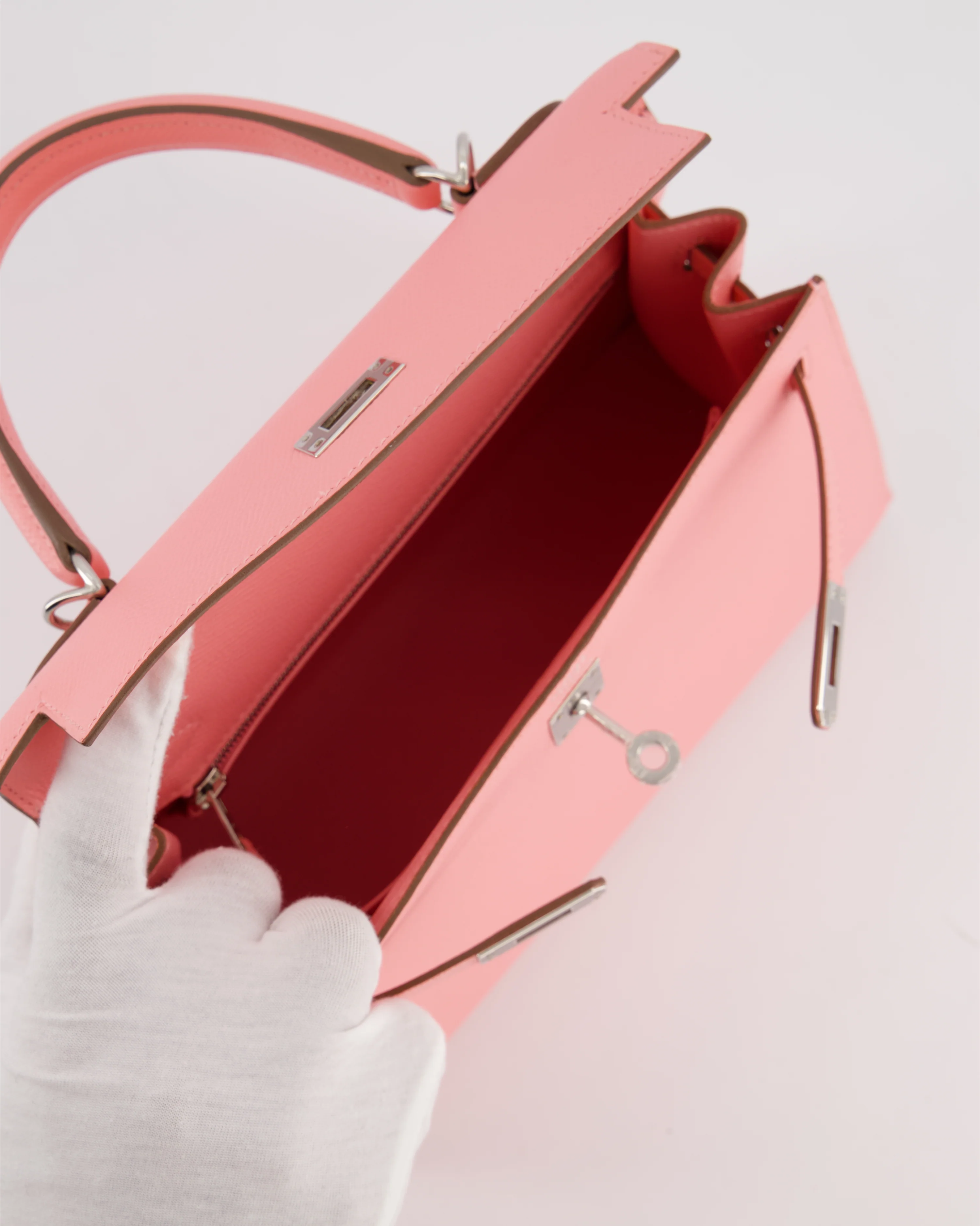 *RARE* Hermès Kelly 25 Sellier Bag in Rose Confetti in Epsom Leather with Palladium Hardware - Image 17