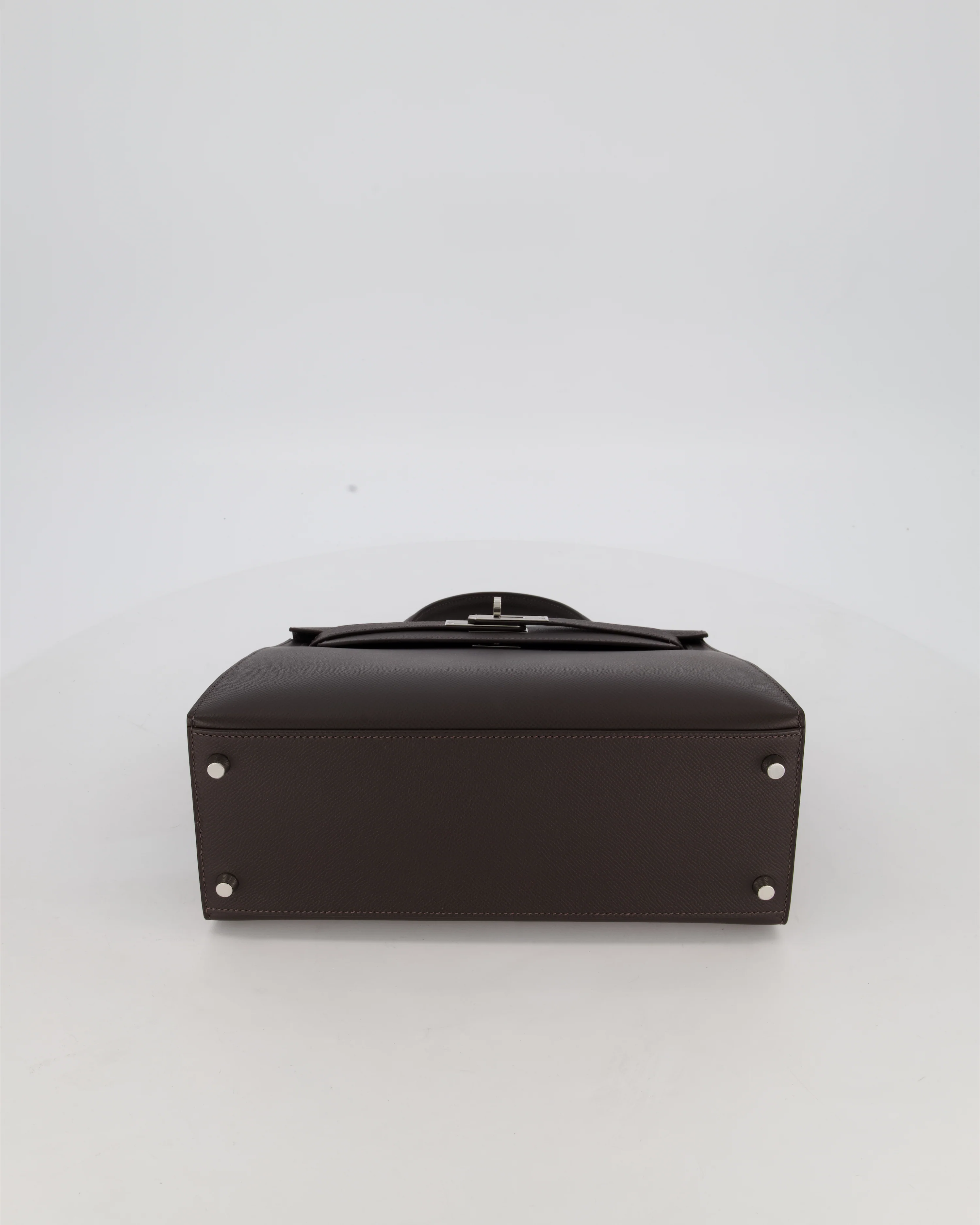 *RARE* Hermès Kelly 28 Sellier Bag in Bai Brun Epsom Leather with Palladium Hardware - Image 22