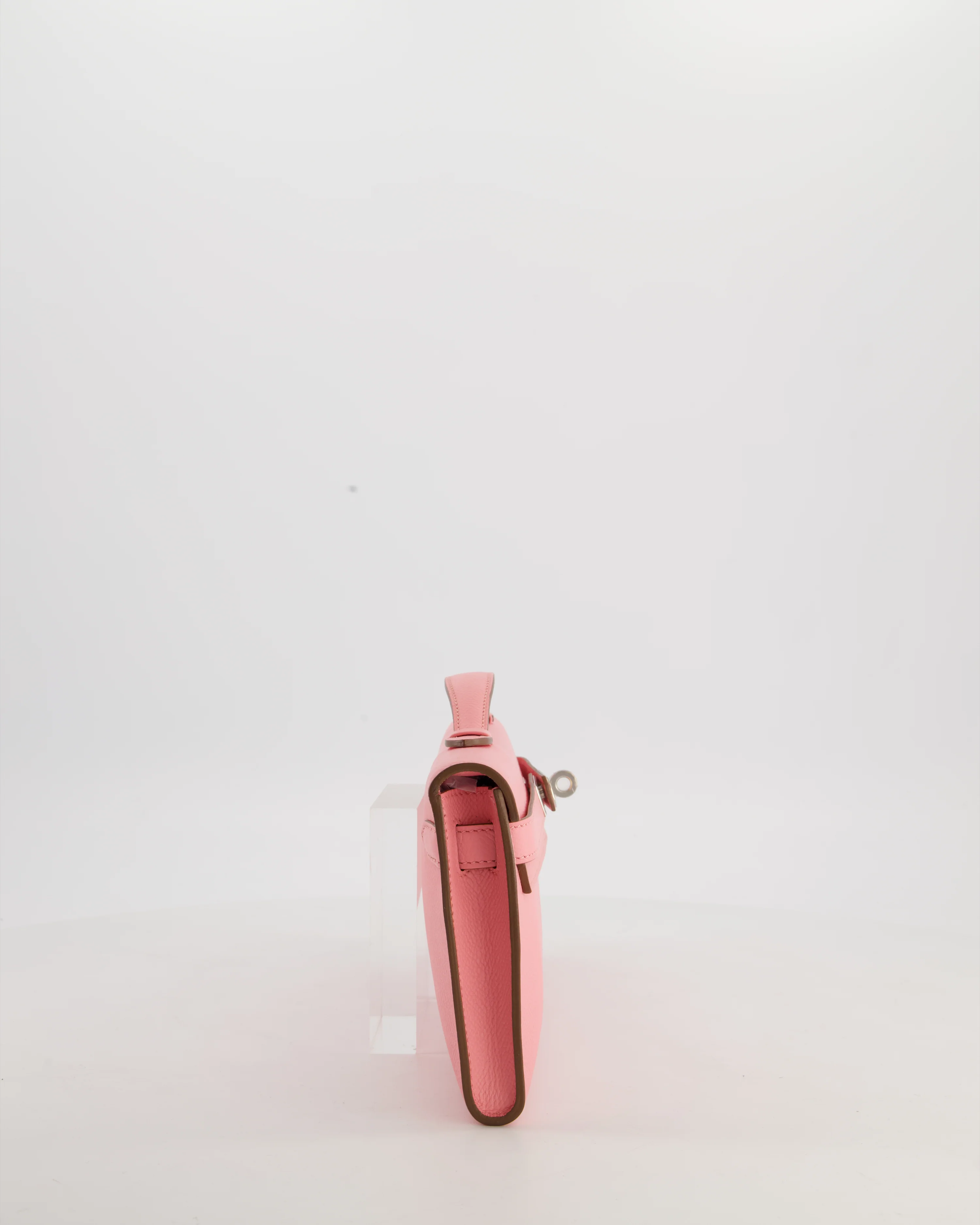 *RARE* Hermès Kelly Cut Bag in Rose Confetti Epsom Leather with Palladium Hardware - Image 9