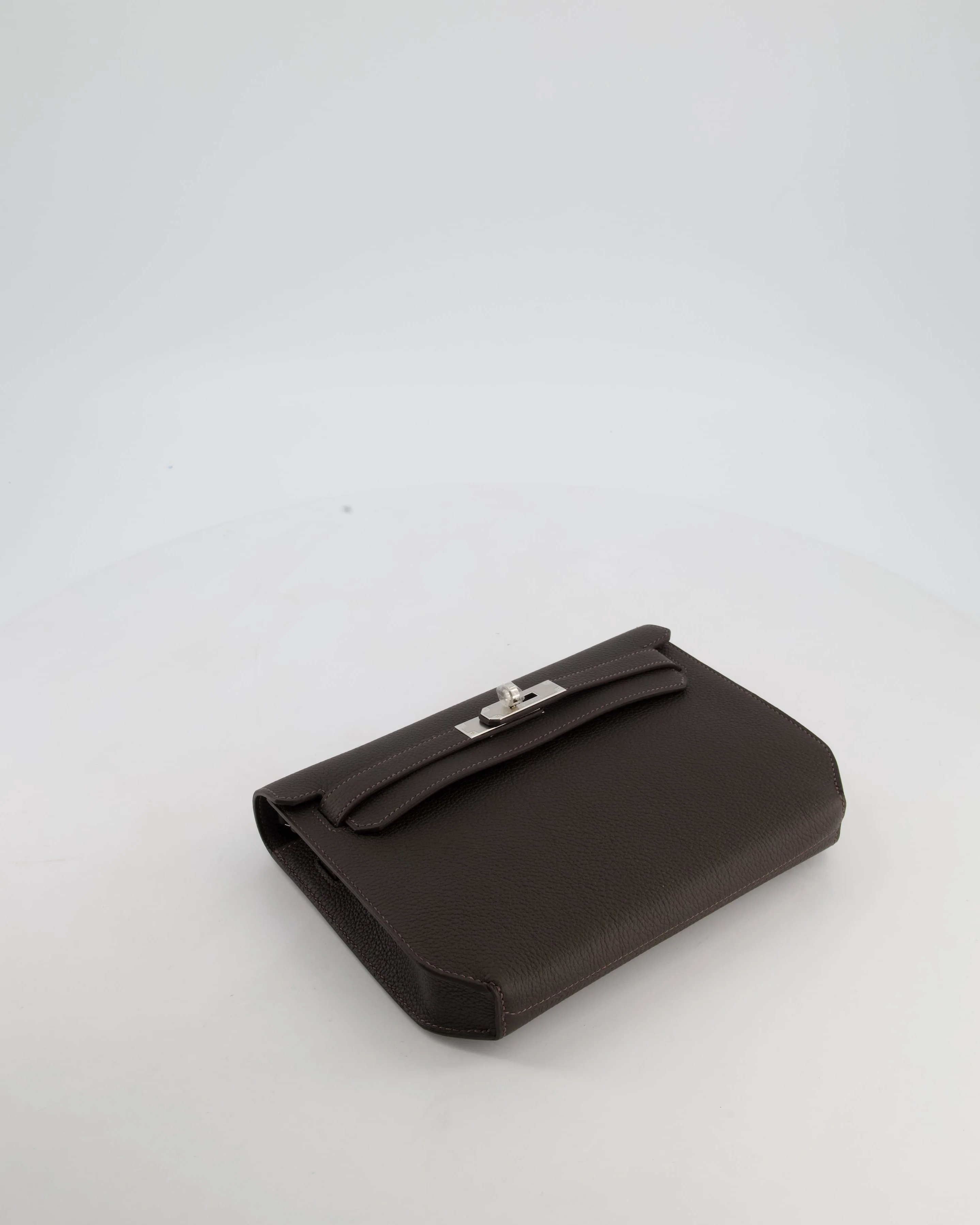 *RARE* Hermès Kelly Depeches 25 Bag in Bai Brun Togo Leather with Palladium Hardware - Image 17