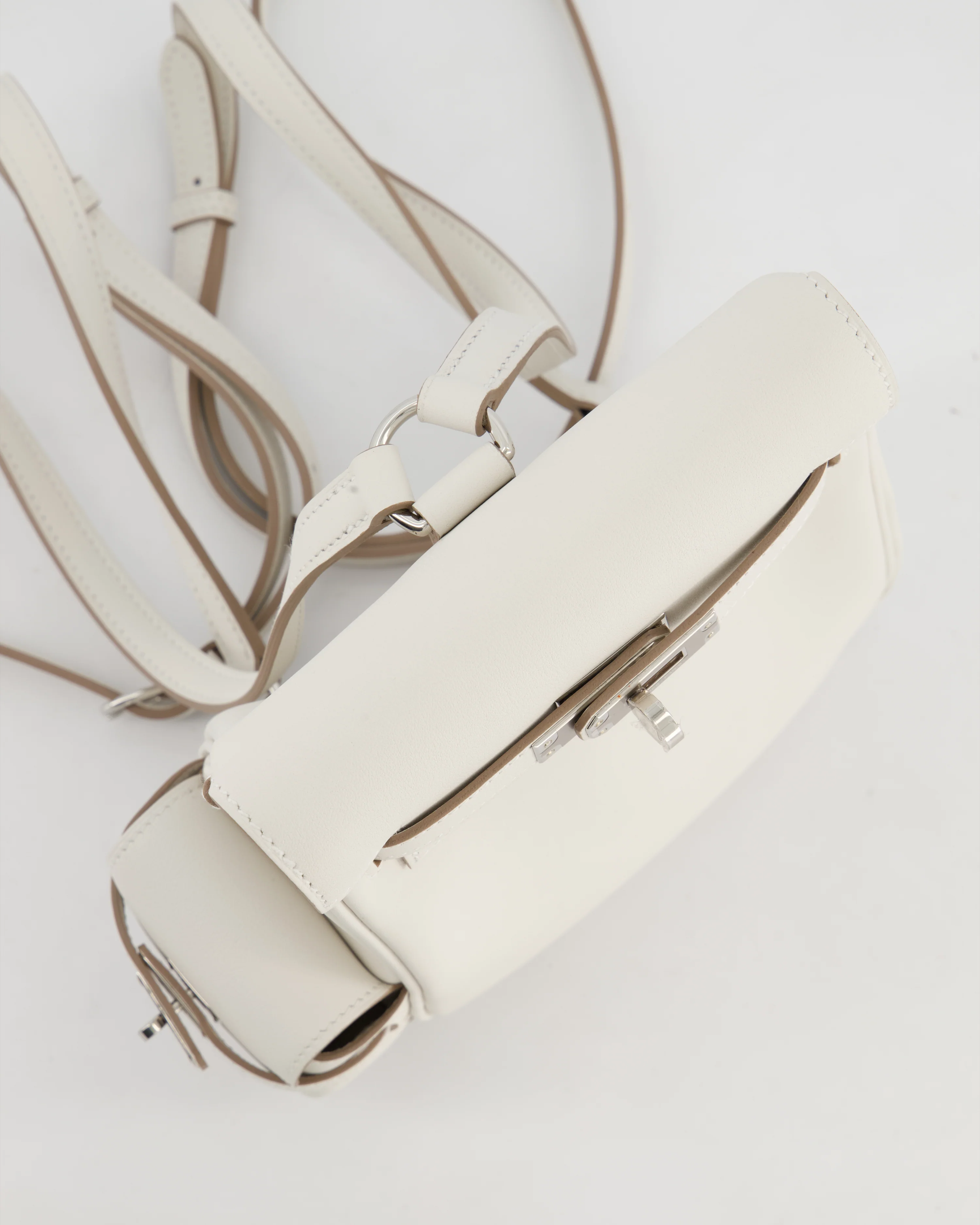 *RARE* Hermès Kelly Jump Backpack Bag in Gris Pale Swift Leather with Palladium Hardware - Image 15