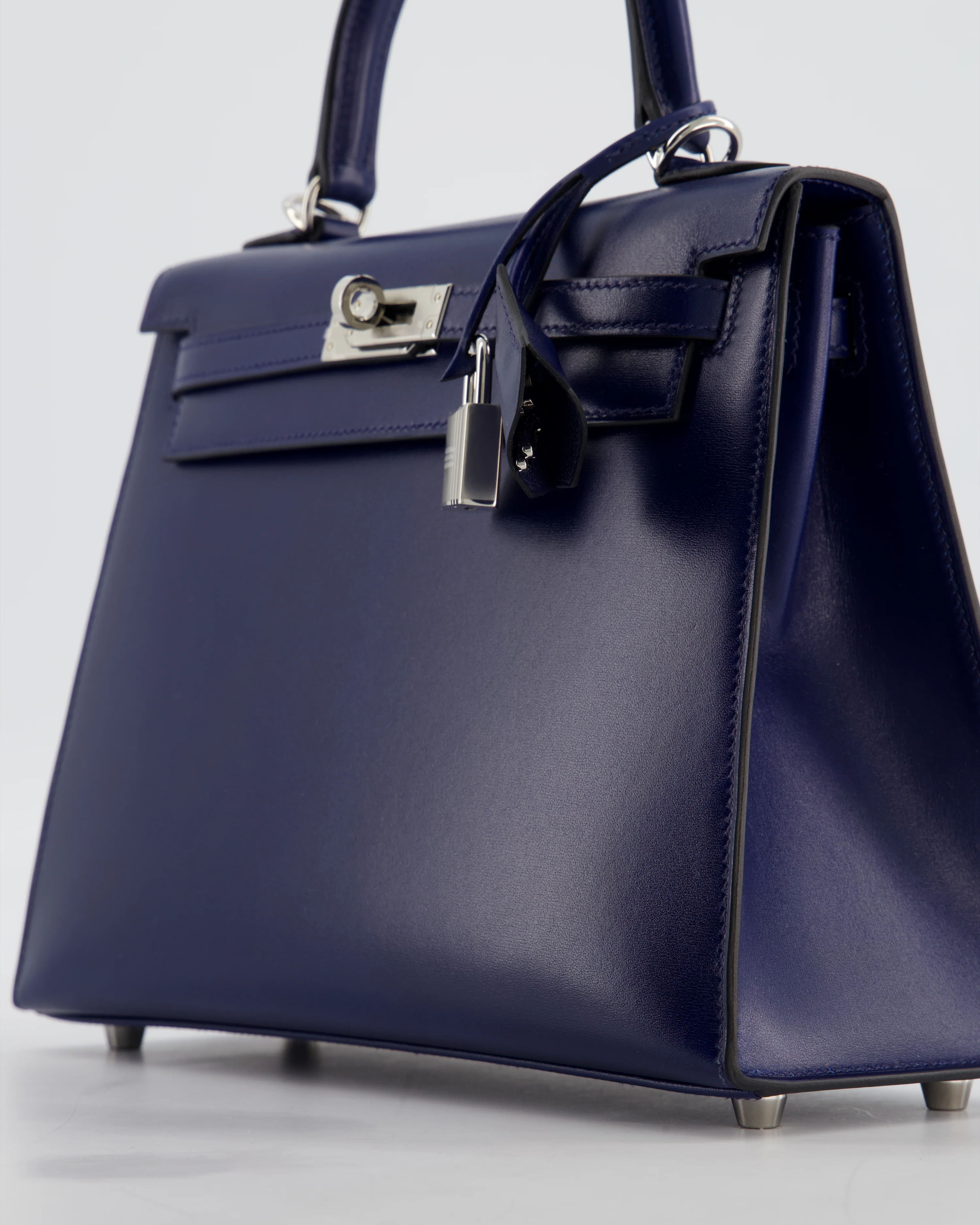 *RARE* Hermès Kelly 25 Sellier Bag in Bleu Saphir Box Leather with Palladium Hardware - Image 11