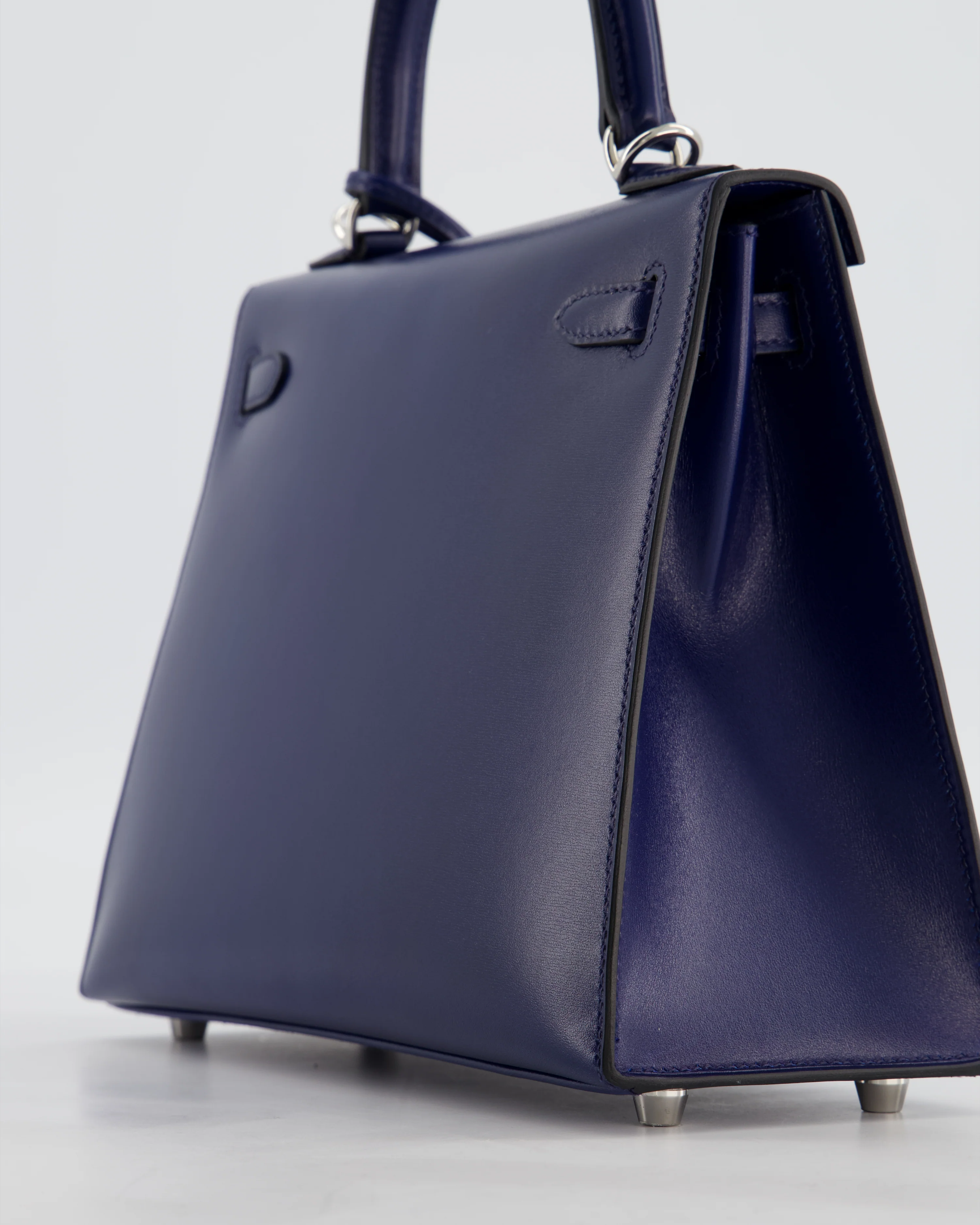 *RARE* Hermès Kelly 25 Sellier Bag in Bleu Saphir Box Leather with Palladium Hardware - Image 12