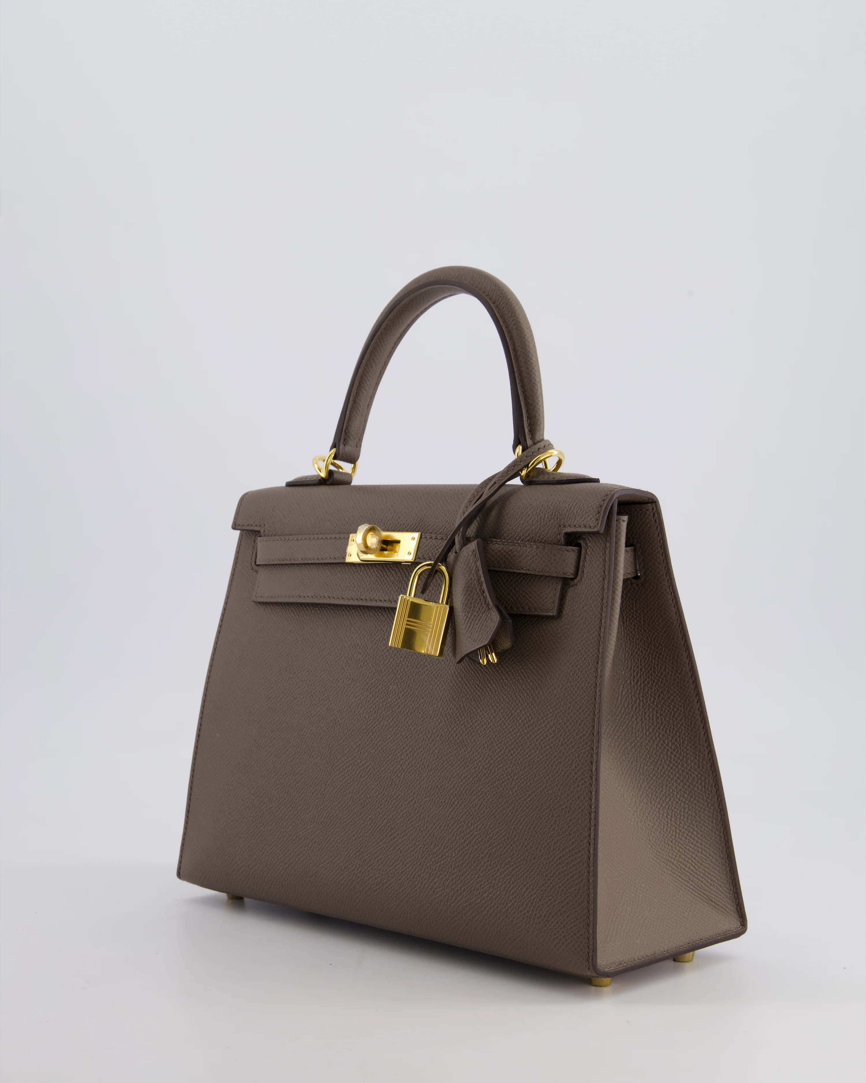 *RARE* Hermès Kelly 25 Sellier Bag in Gris Etain Epsom Leather with Gold Hardware - Image 10