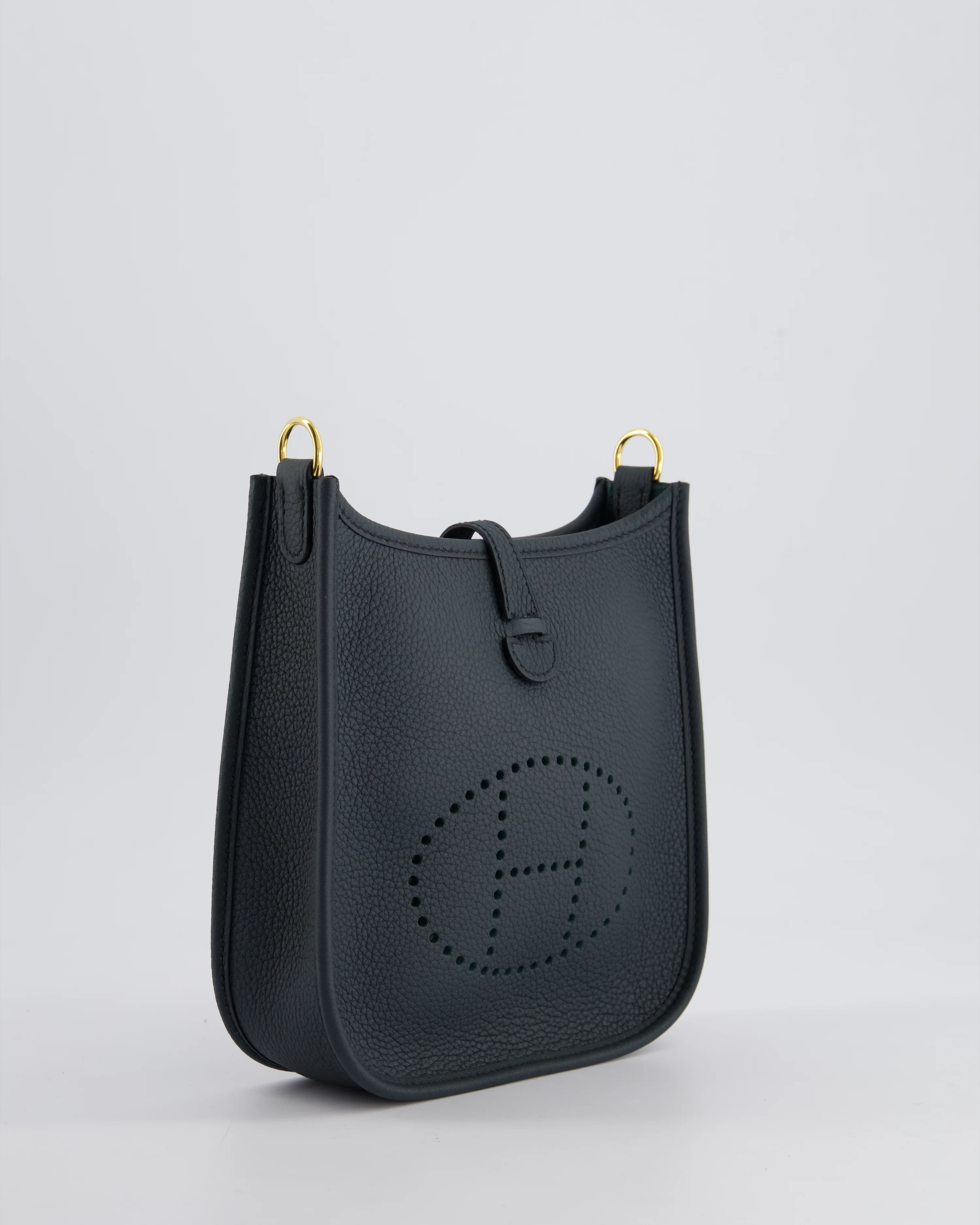 *RARE* Hermès Mini Evelyne 16 Bag in Vert Rousseau Maurice Leather with Gold Hardware & Vert Cypress Sangle Wooly Unicolore Strap - Image 3
