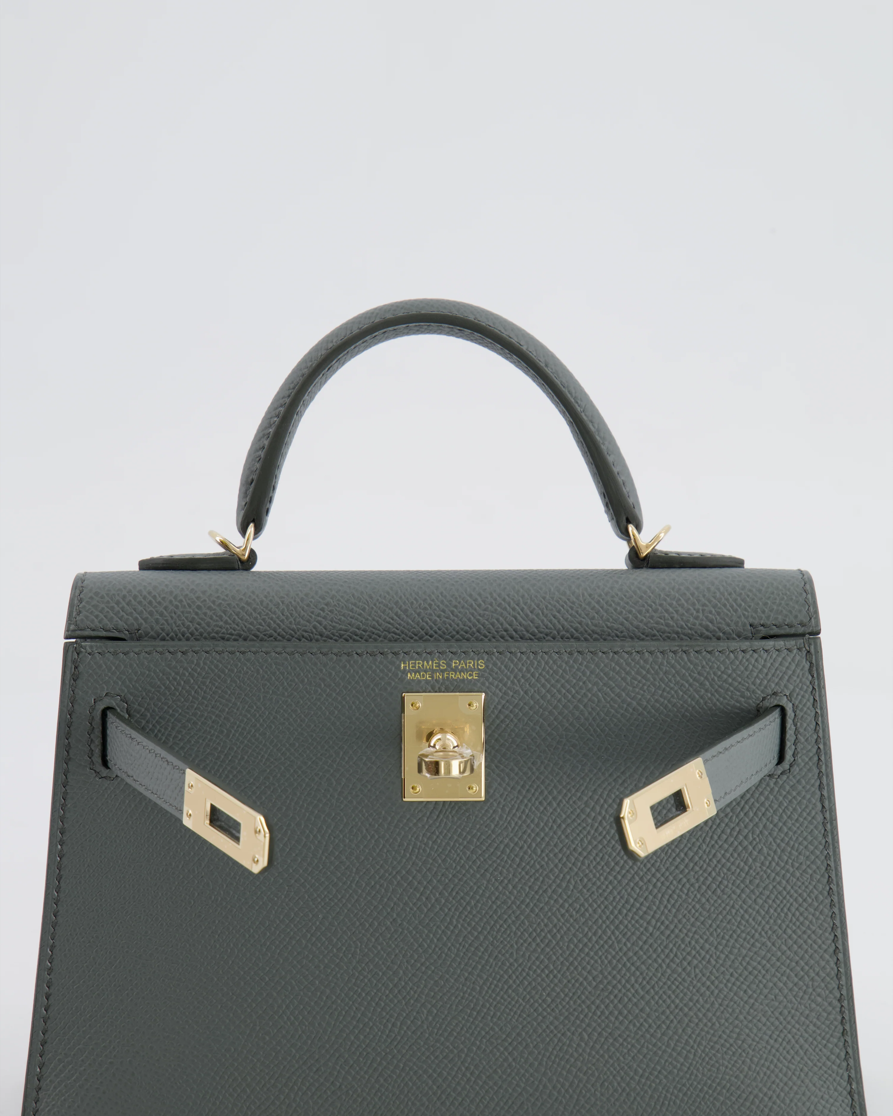 *RARE* Hermès Mini Kelly II 20 Bag in Vert Amande Epsom Leather with Permabrass Hardware - Image 12