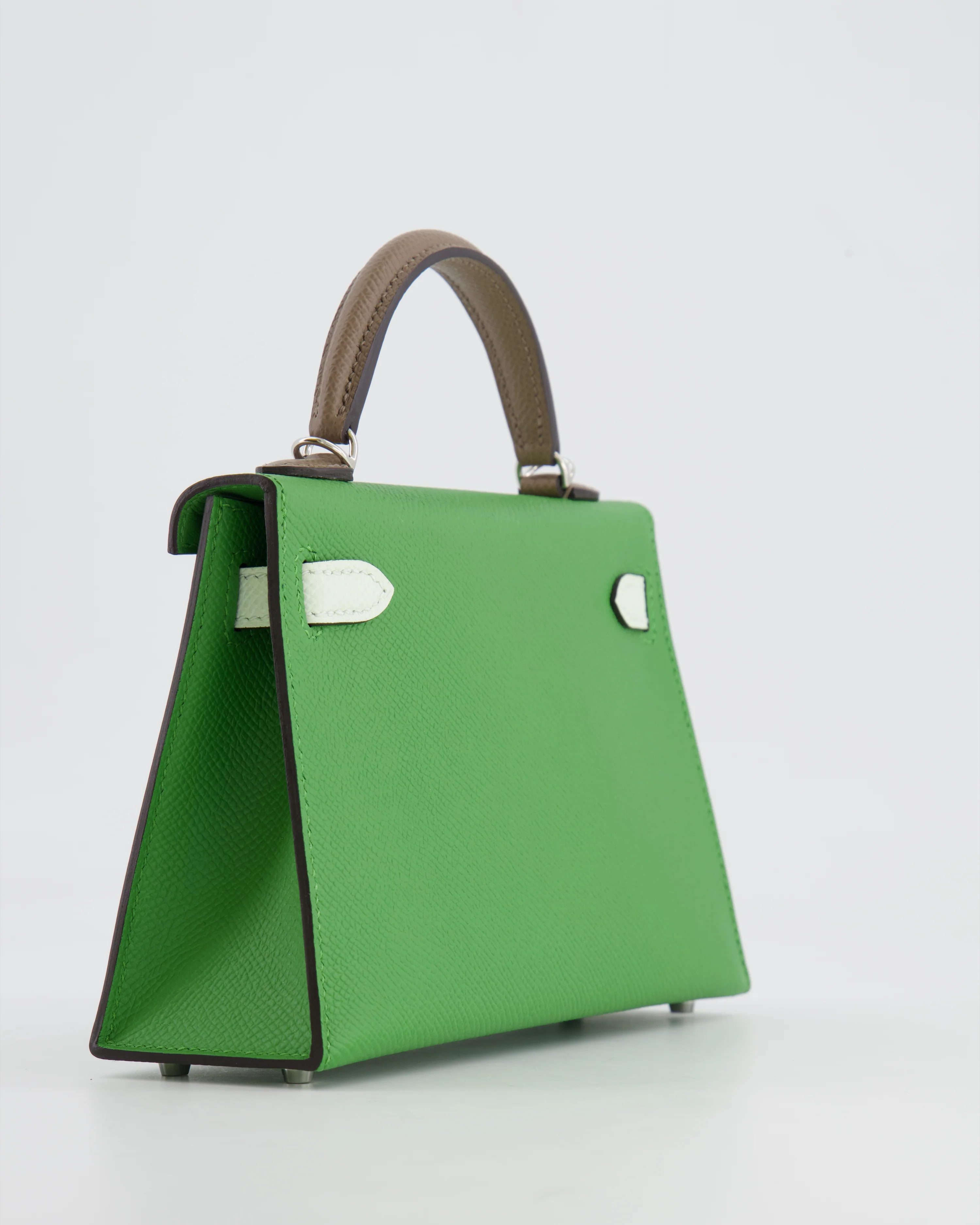 *RARE* Hermès Mini Kelly II Tricolour 20cm Bag In Vert Yucca, Vert Fizz and Etoupe Epsom Leather with Palladium Hardware - Image 15