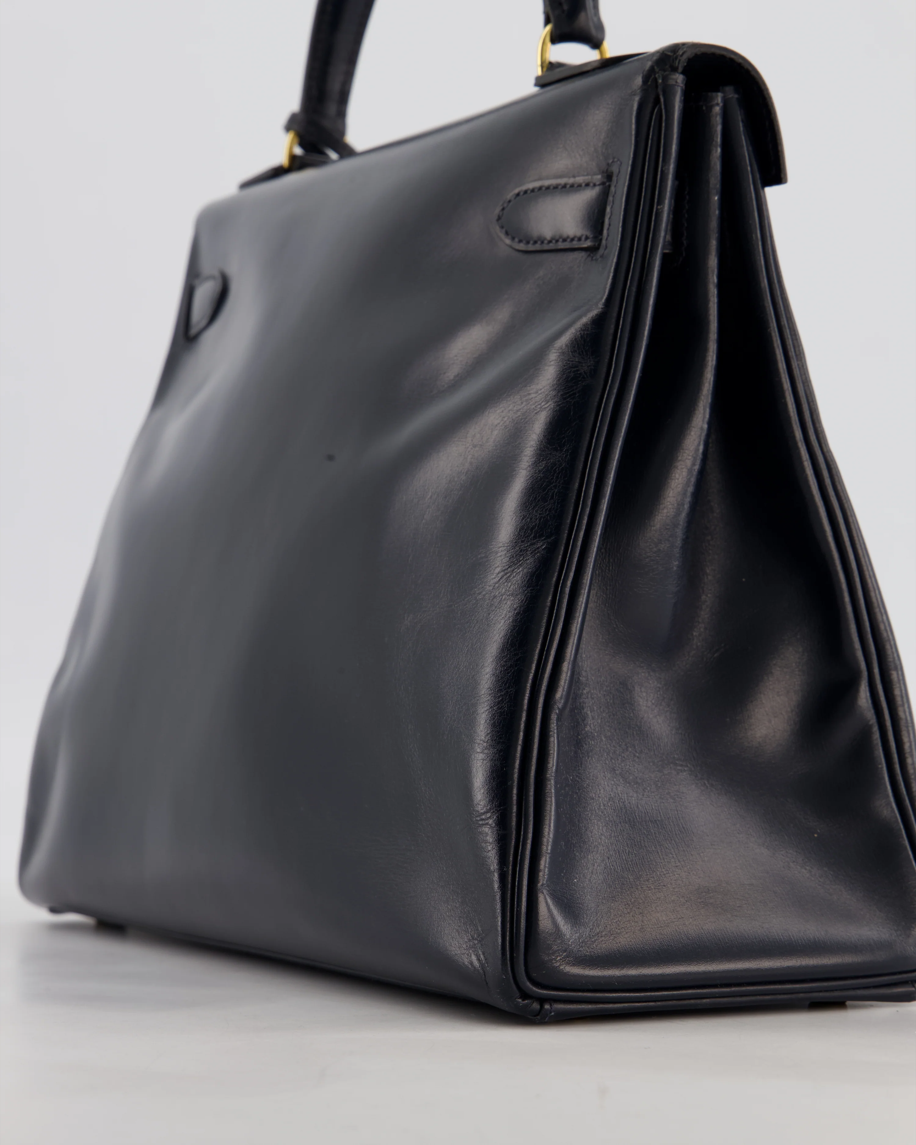 *RARE* Hermès Vintage Kelly 32 Retourne Bag in Bleu Navy Box Calf Leather with Gold Hardware - Image 11