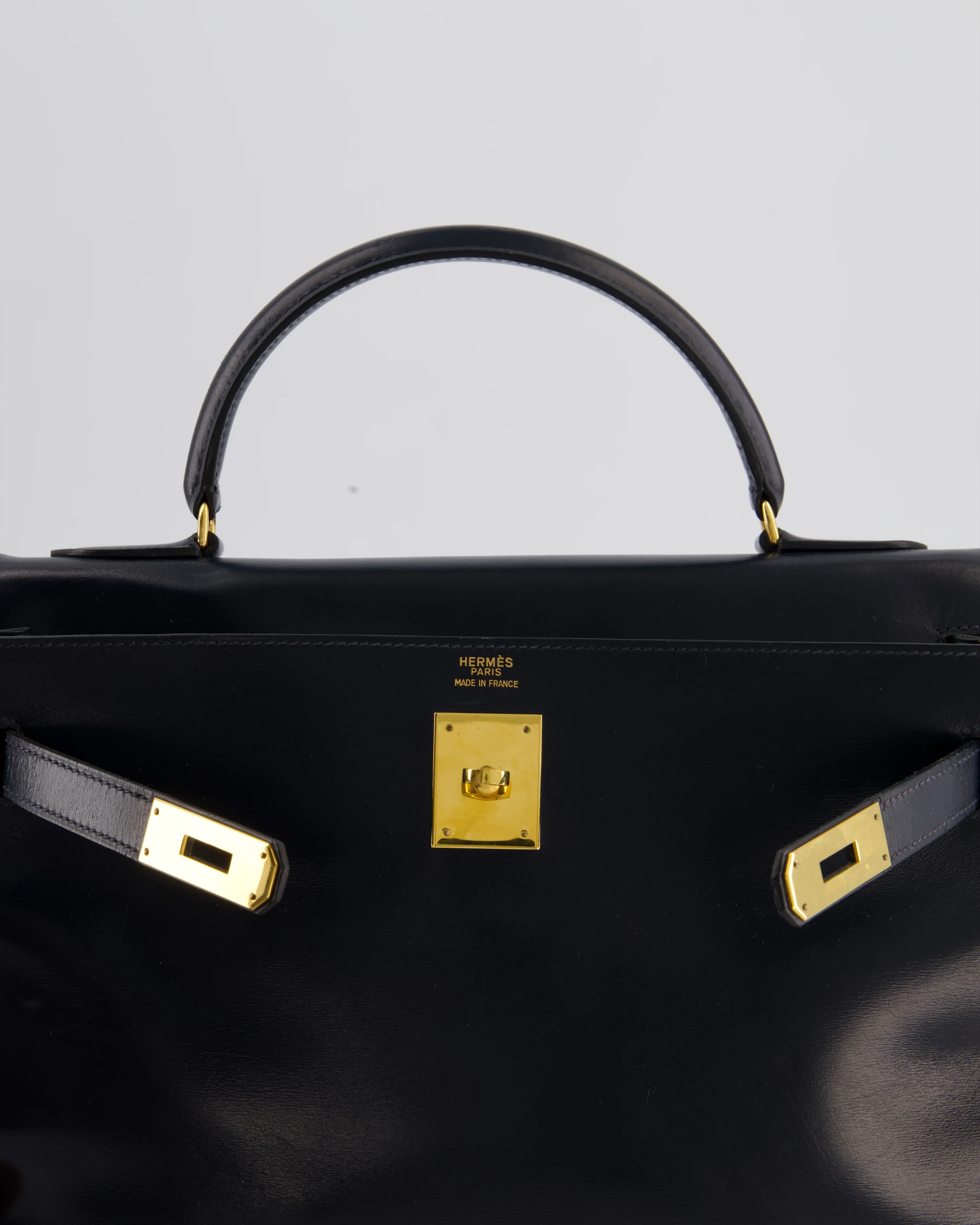 *RARE* Hermès Vintage Kelly 32 Retourne Bag in Bleu Navy Box Calf Leather with Gold Hardware - Image 14