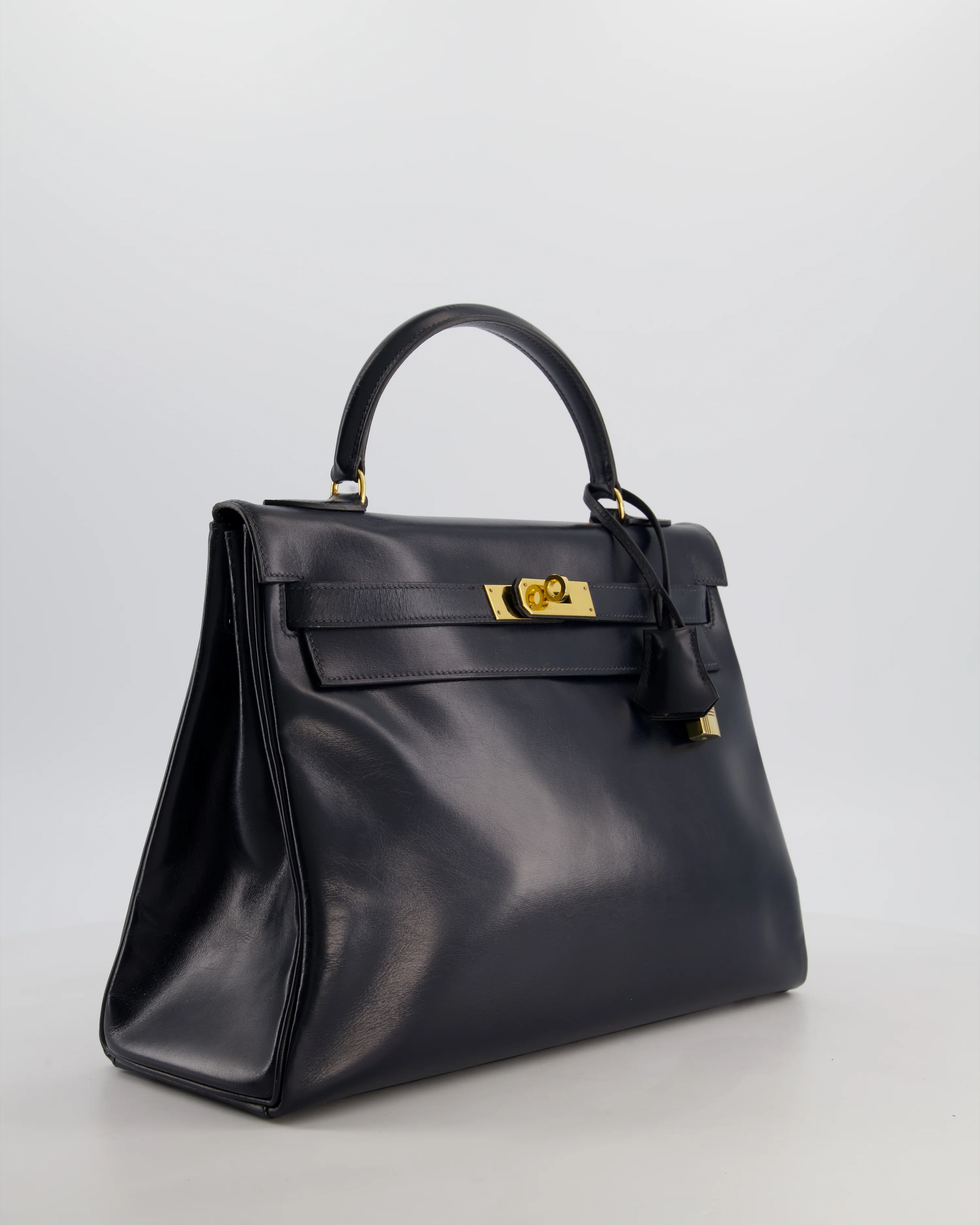 *RARE* Hermès Vintage Kelly 32 Retourne Bag in Bleu Navy Box Calf Leather with Gold Hardware - Image 18