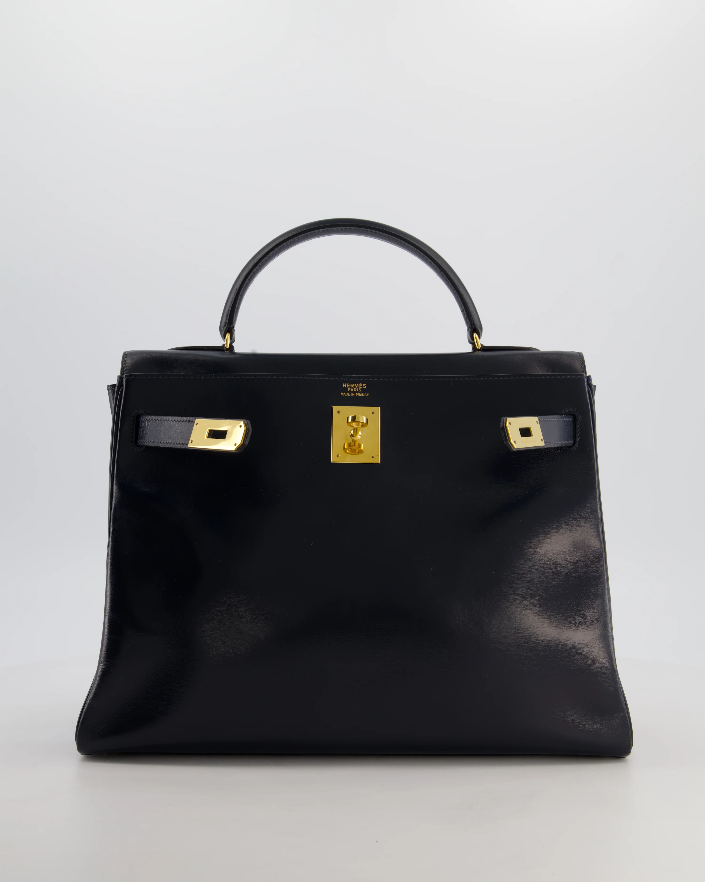 *RARE* Hermès Vintage Kelly 32 Retourne Bag in Bleu Navy Box Calf Leather with Gold Hardware - Image 2