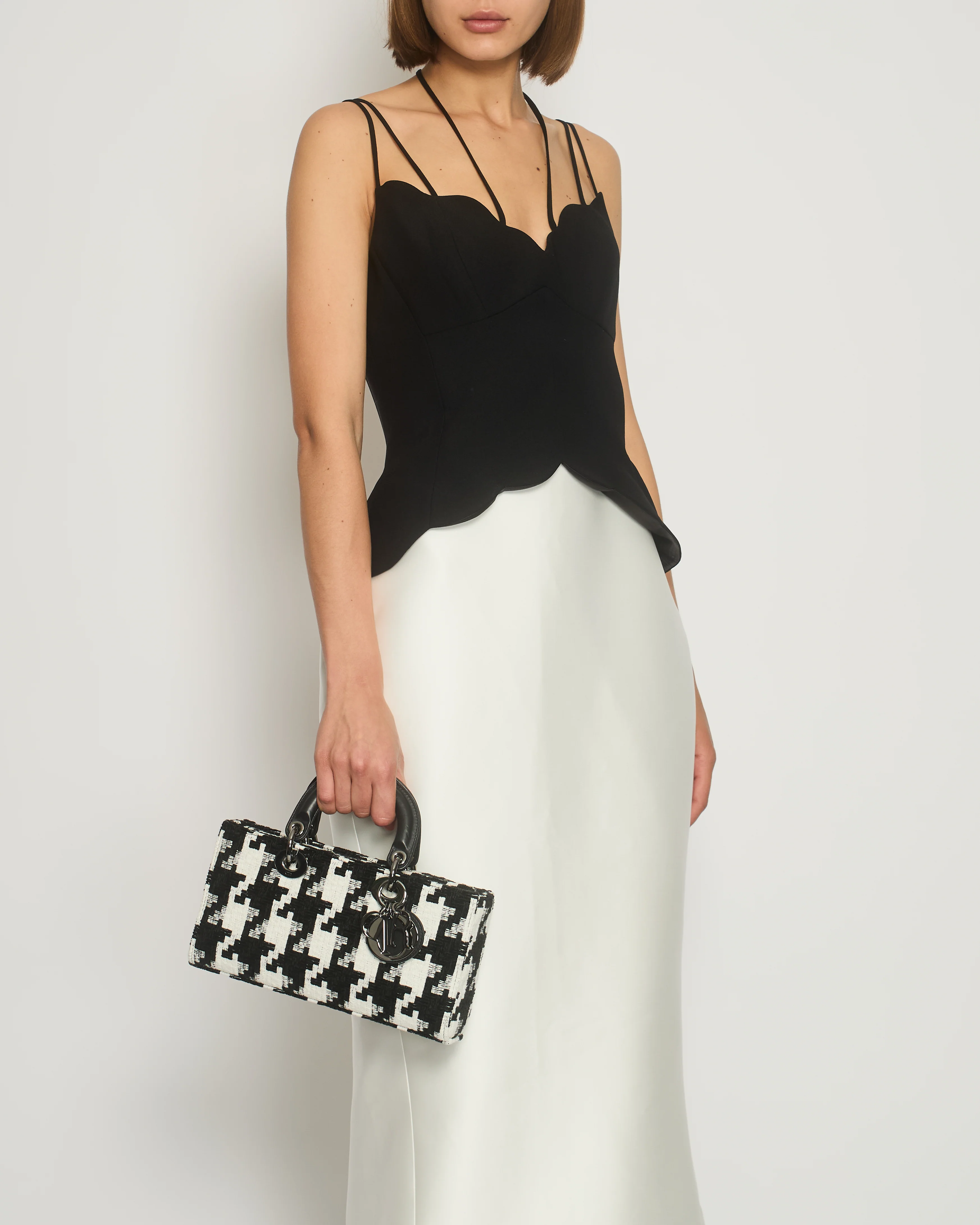 Rasario White, Black Scalloped Edge Evening Gown Size IT 42 (UK 10) - Image 4