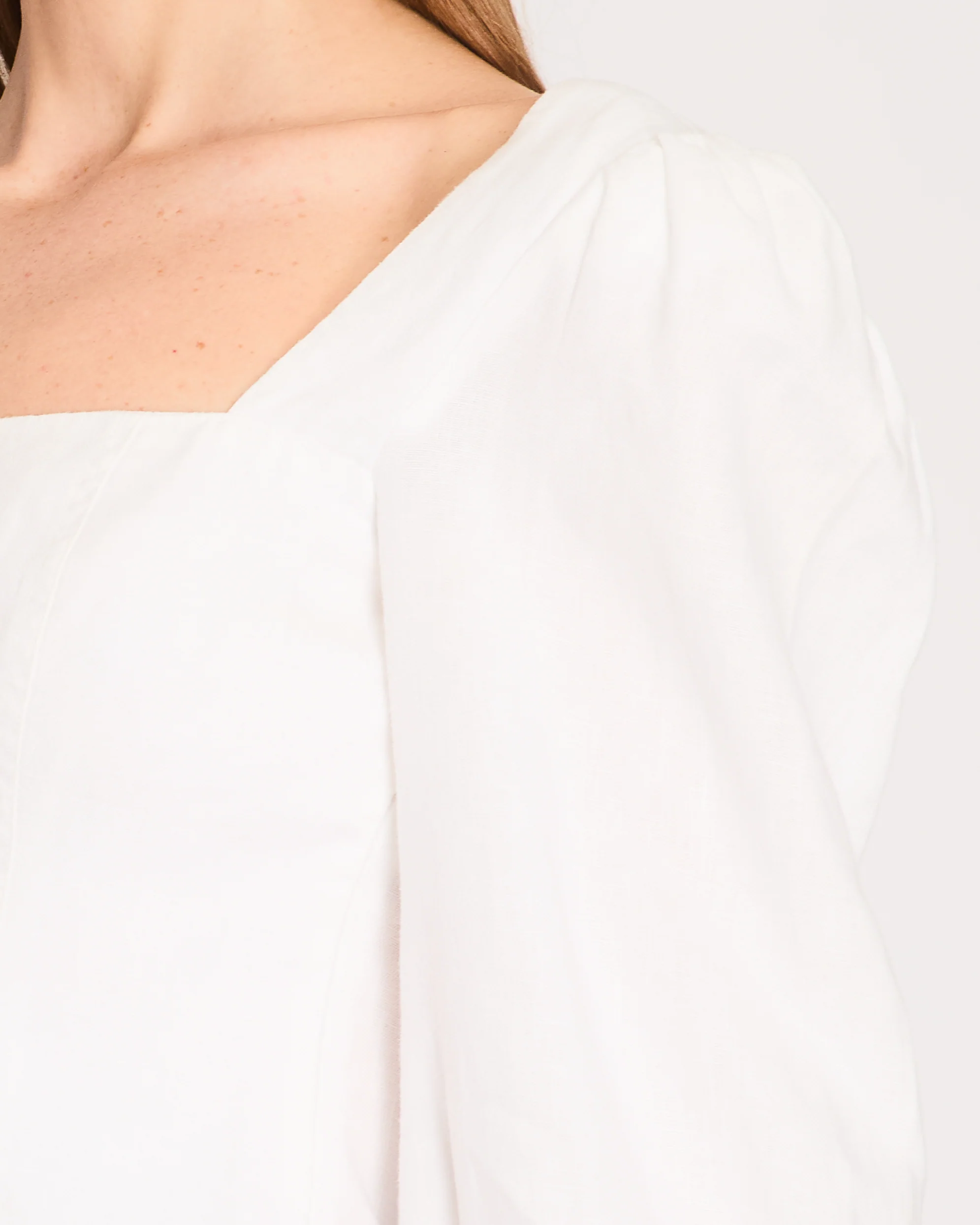 Reformation White Linen Cropped Balloon Sleeve Top with Ribbed and Corset Detail Size US 2 (UK 6) - Image 3