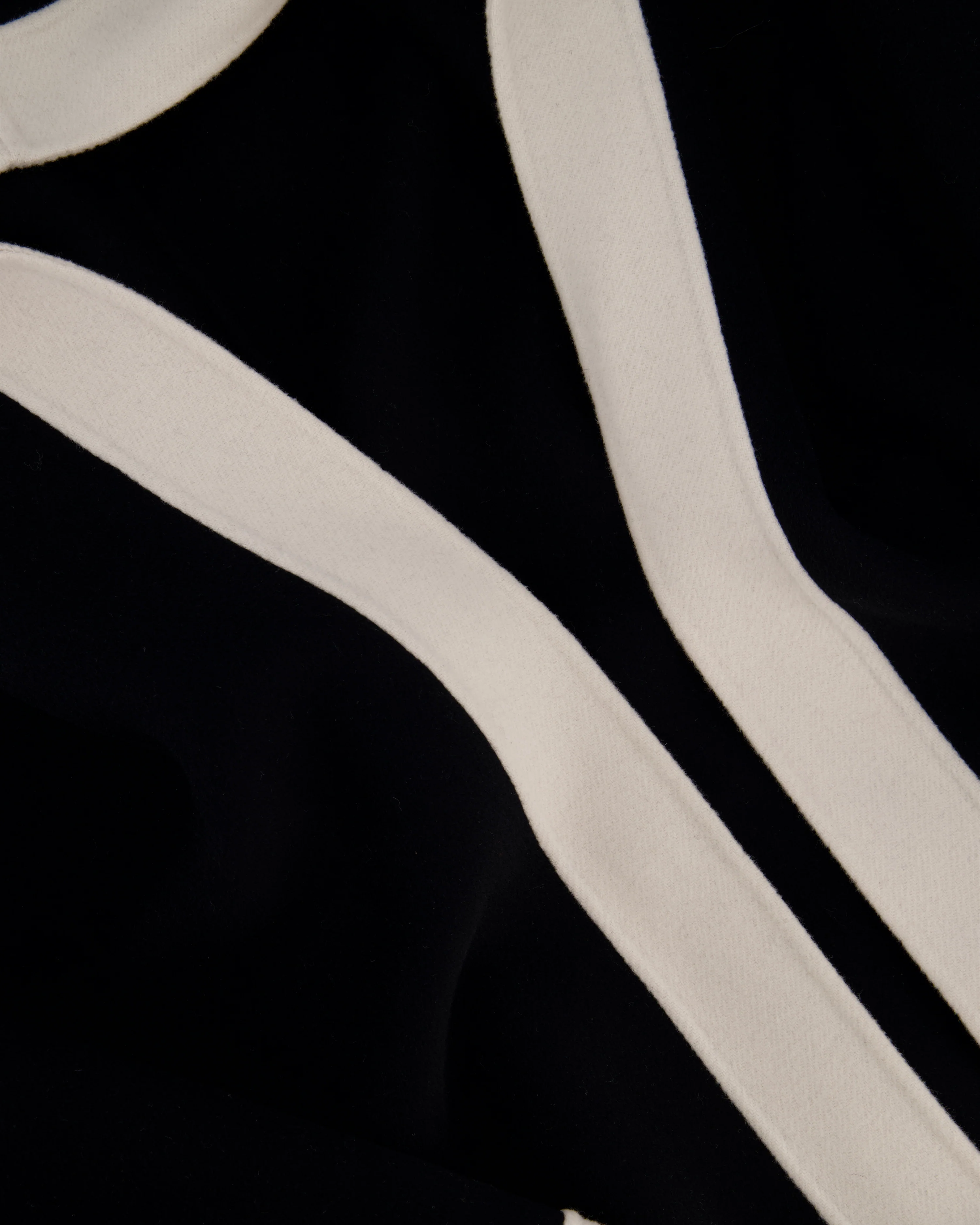 S Max Mara Black Hooded Wool Coat with Belt and White Trim Detail Size IT 40 (UK 8) - Image 6