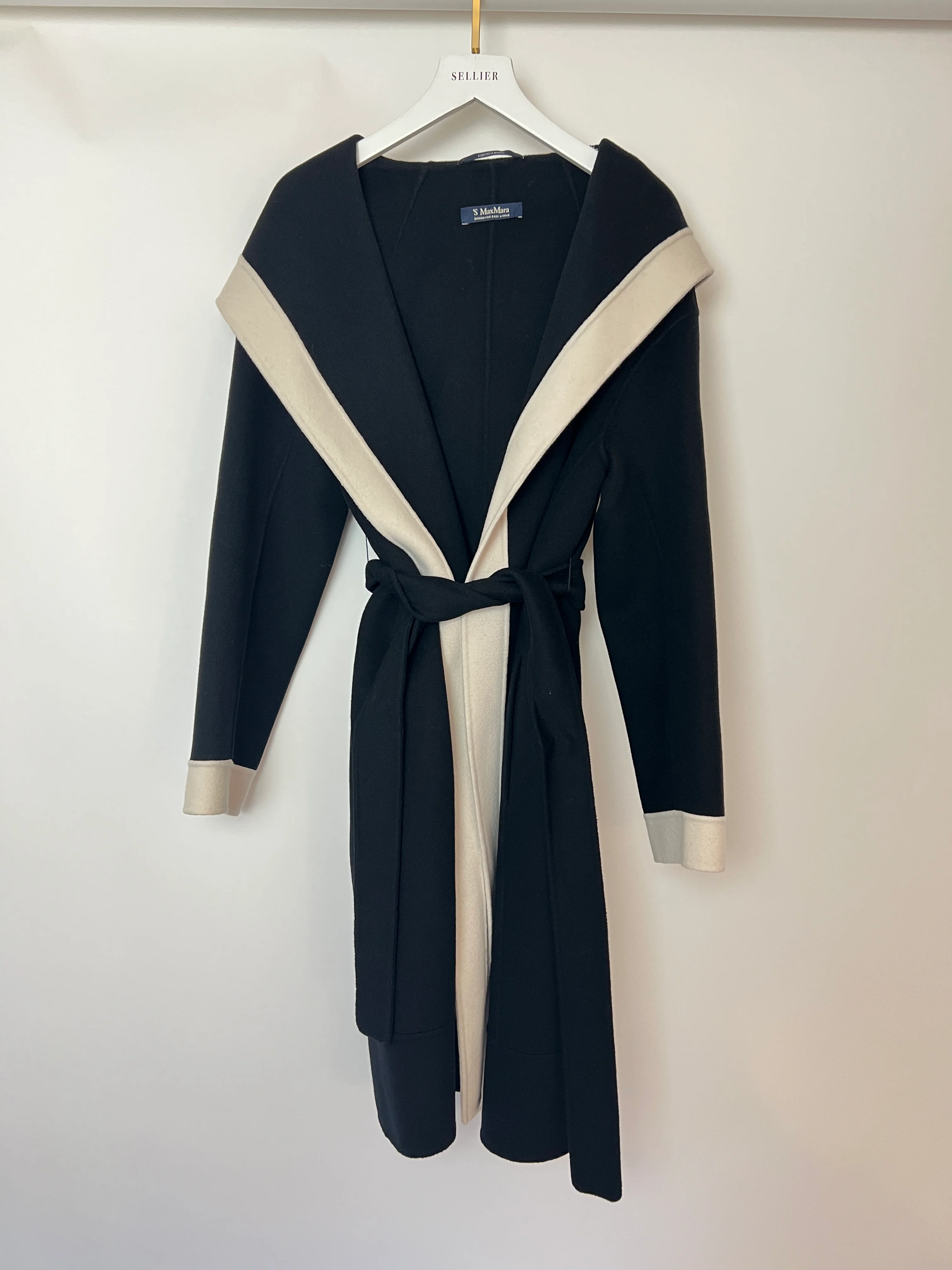 S Max Mara Black Hooded Wool Coat with Belt and White Trim Detail Size IT 40 (UK 8) - Image 9