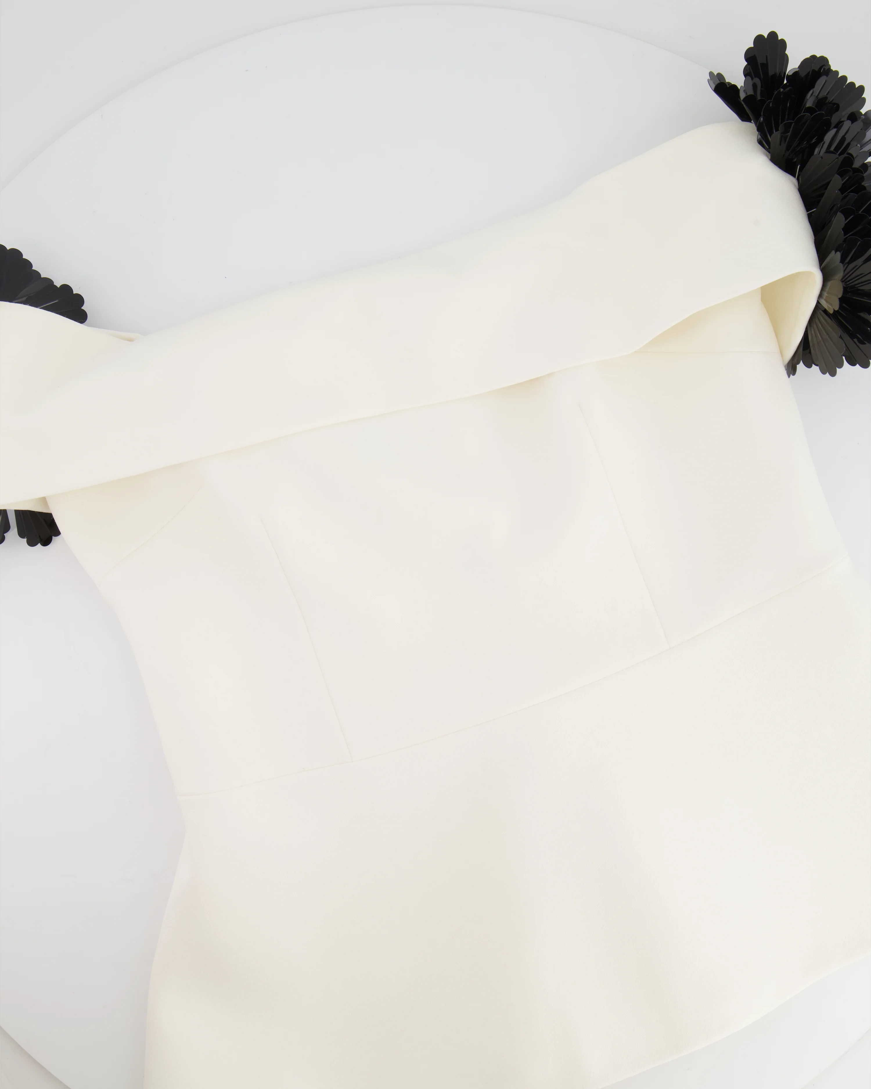 Safiyaa White Off Shoulder Top with Black Floral Embellishment Detail Size UK 14 - Image 7