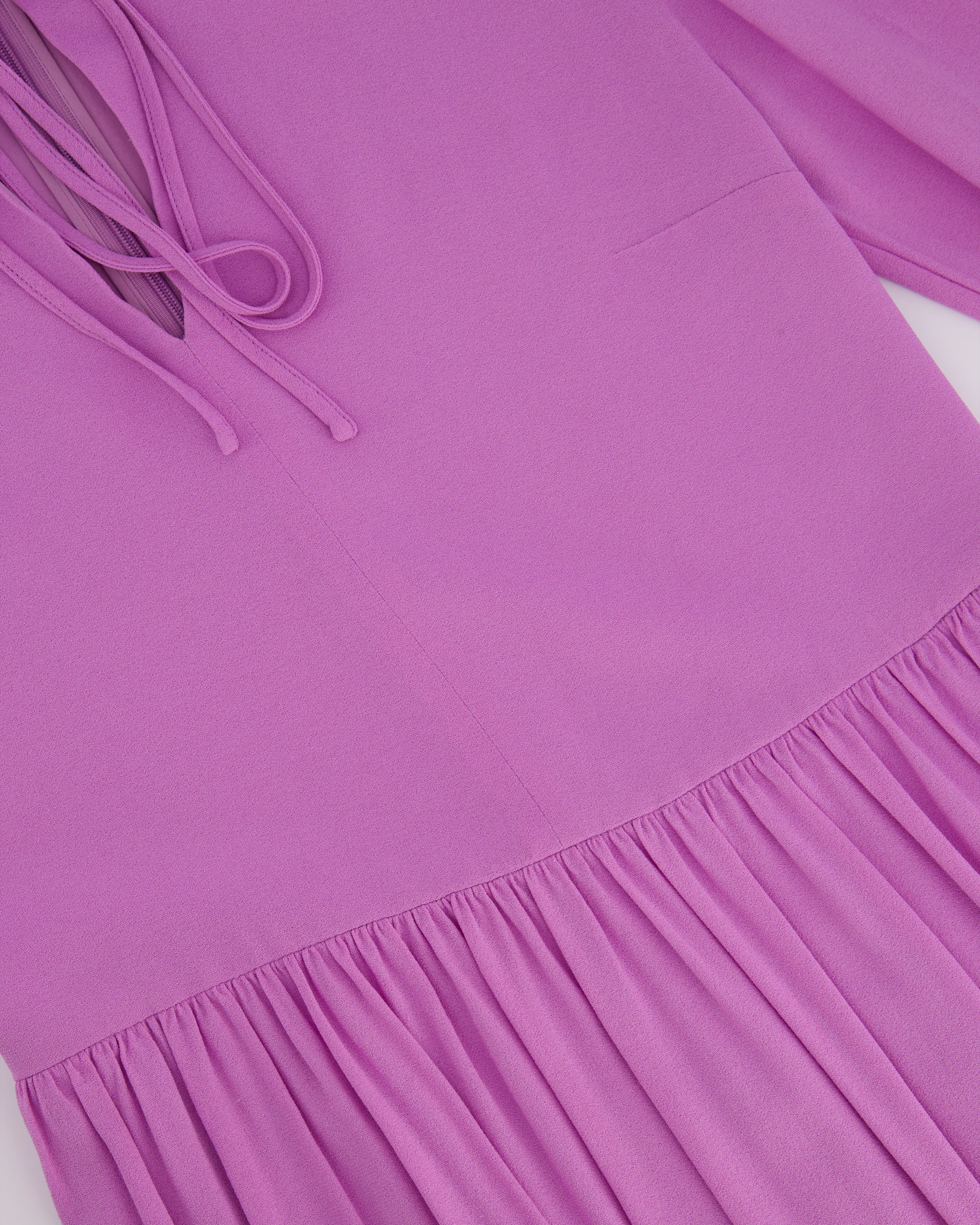 Stella McCartney Lilac Long Sleeve Pleated Waist Midi Dress with V-Neck Tie Detail Size IT 42 (UK 10) RRP £900 - Image 2