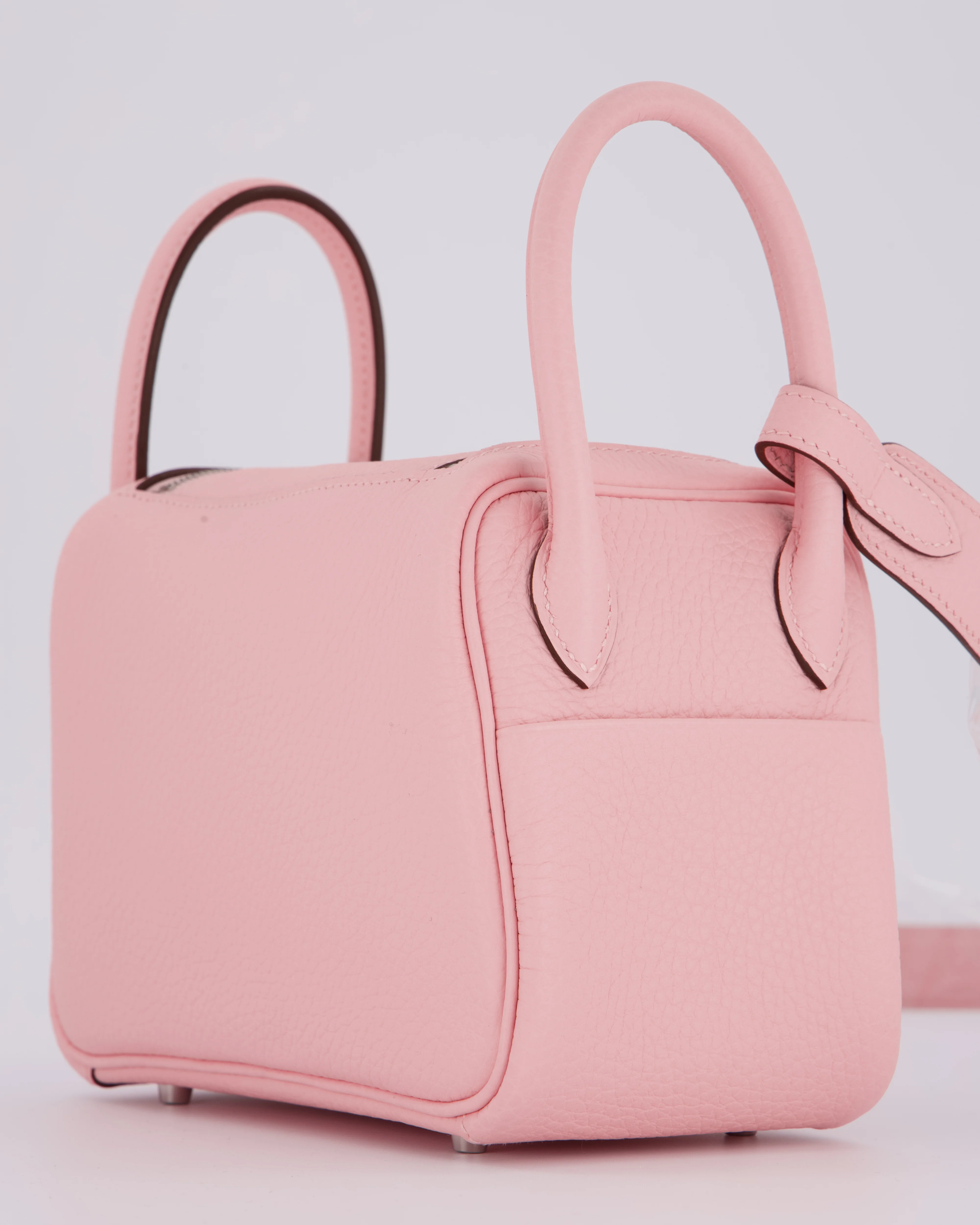 *SUPER HOT* Hermès Mini Lindy II Bag in Rose Sakura Taurillon Clemence Leather with Palladium Hardware - Image 14