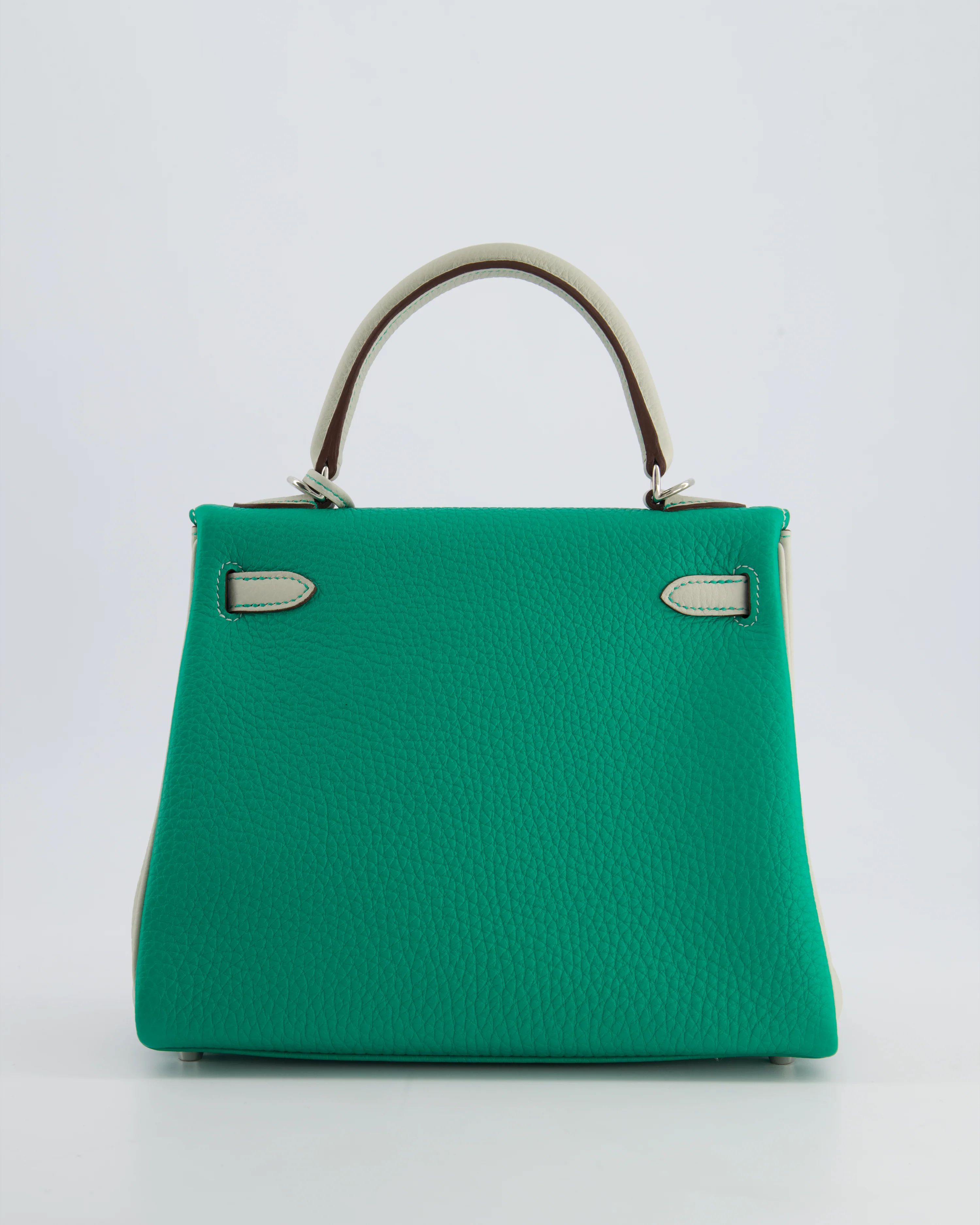 *SUPER RARE* Hermès HSS Kelly 25 Retourne Bag in Vert Vertigo & Gris Perle Togo Leather with Palladium Hardware & Contrast Stitching - Image 6