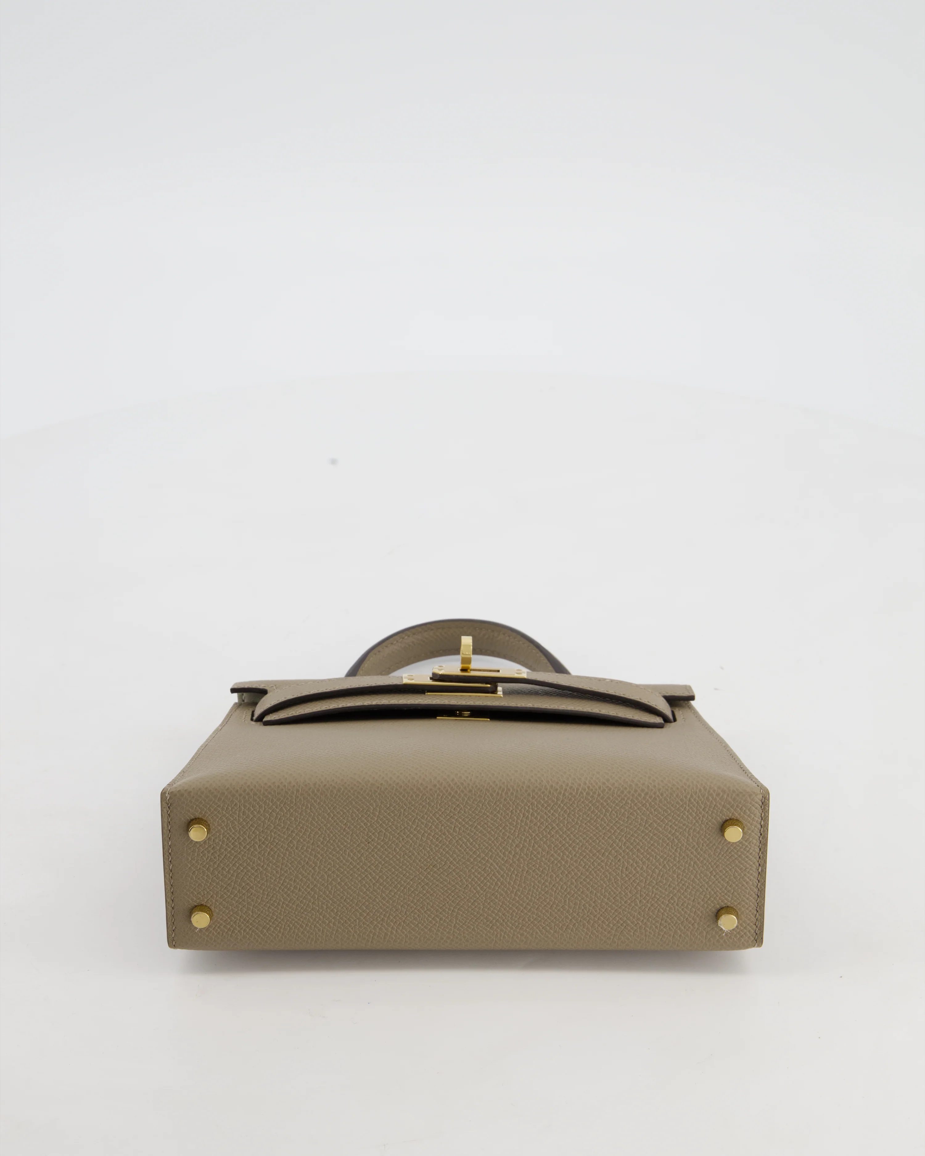 *SUPER RARE* Hermès HSS Mini Kelly II 20 Bag in Gris Tourterelle & Gris Perle Interior Epsom Leather with Permabrass Hardware - Image 19