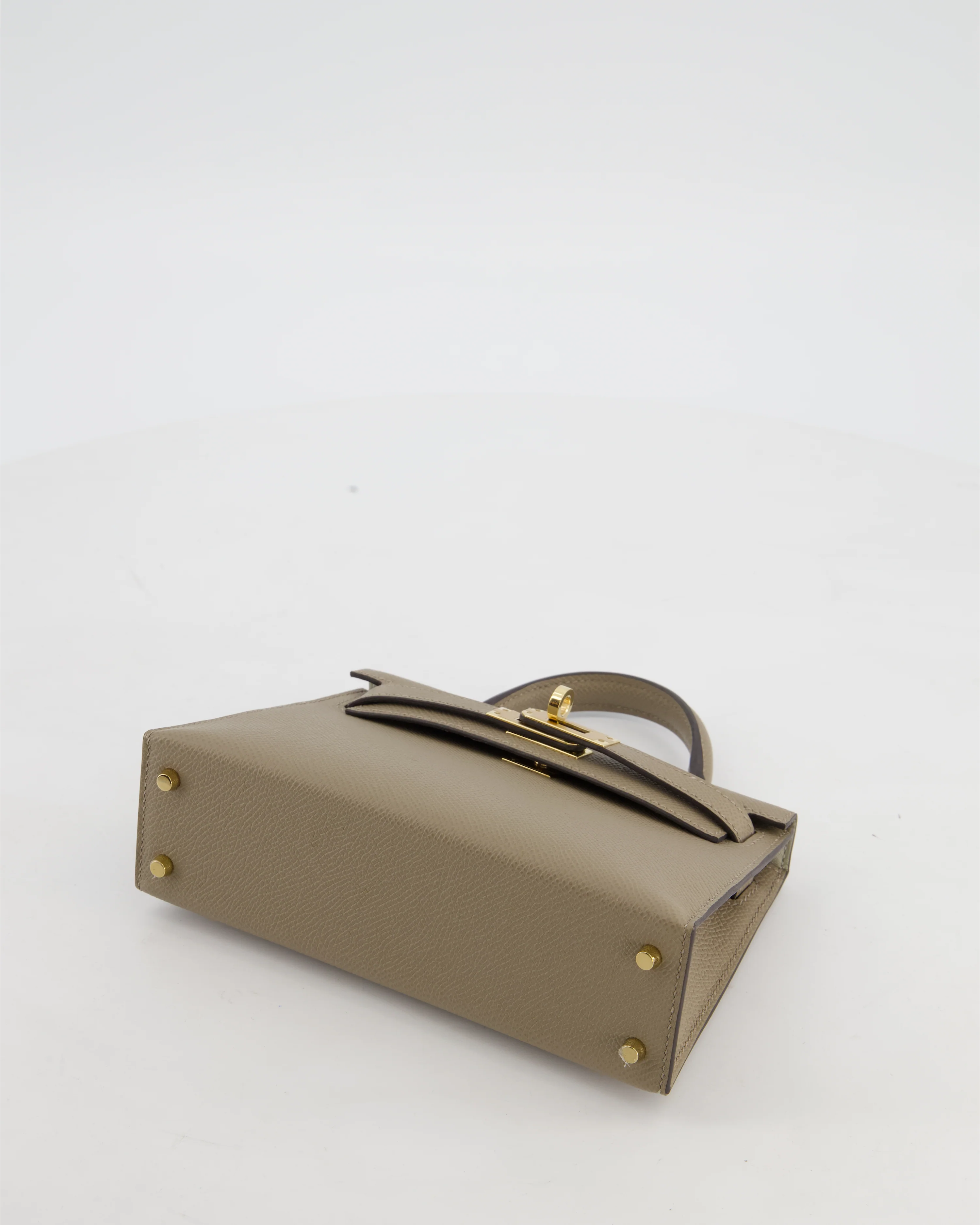*SUPER RARE* Hermès HSS Mini Kelly II 20 Bag in Gris Tourterelle & Gris Perle Interior Epsom Leather with Permabrass Hardware - Image 21