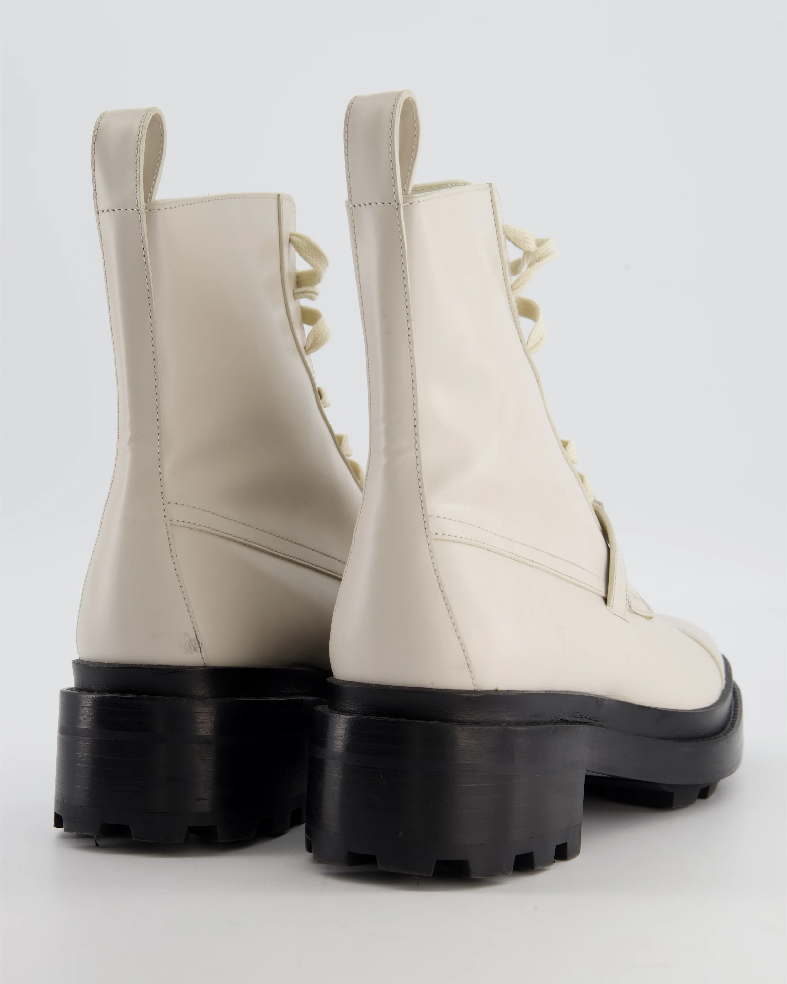 Hermès Cream Funk Ankle Boots with Palladium Kelly Buckle Size EU 39 RRP £1,630 - Image 3