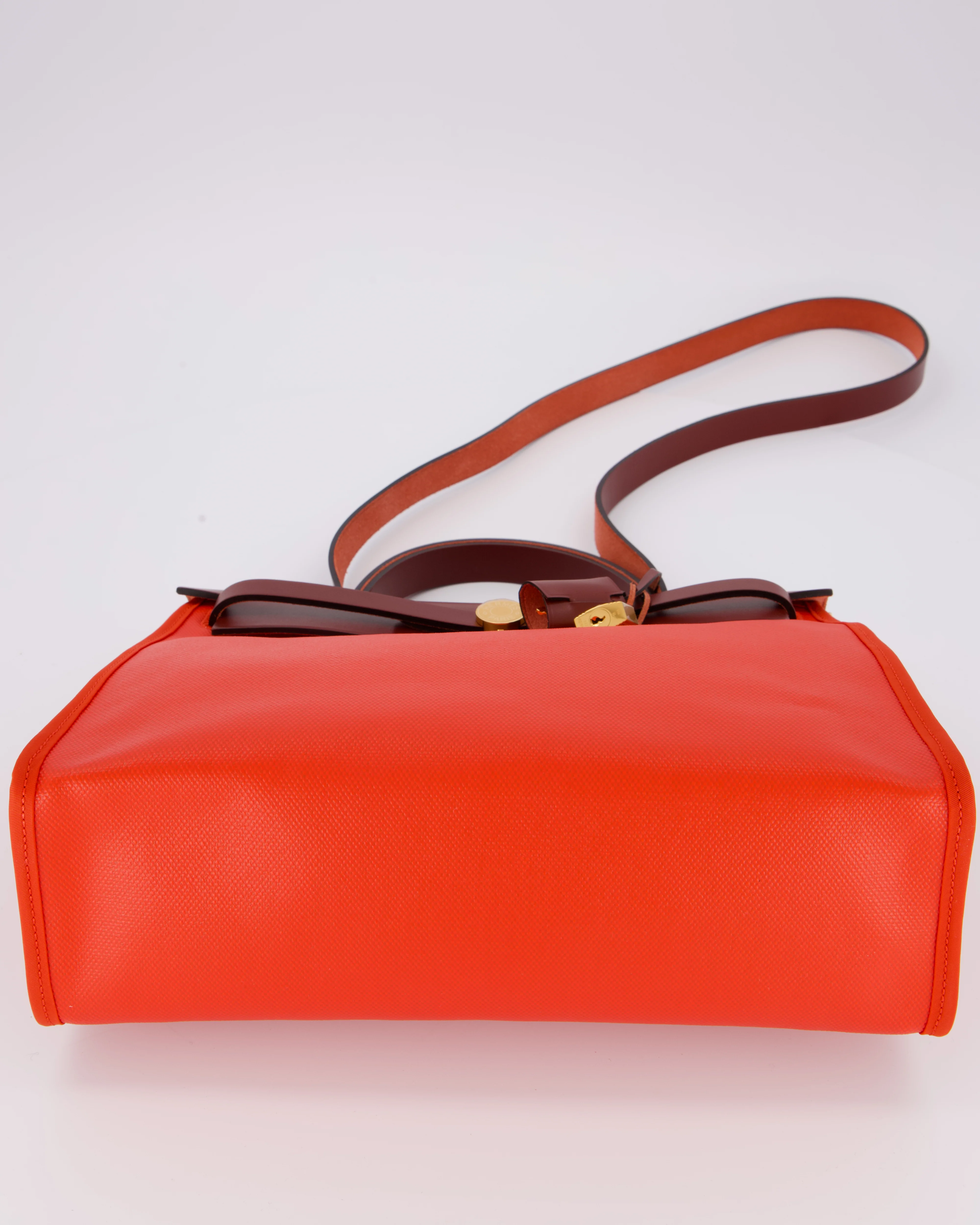Hermès Herbag 31 in Orange Mecano Toile H Berline Coated Canvas and Rouge H Vache Hunter Leather with Gold Hardware - Image 17