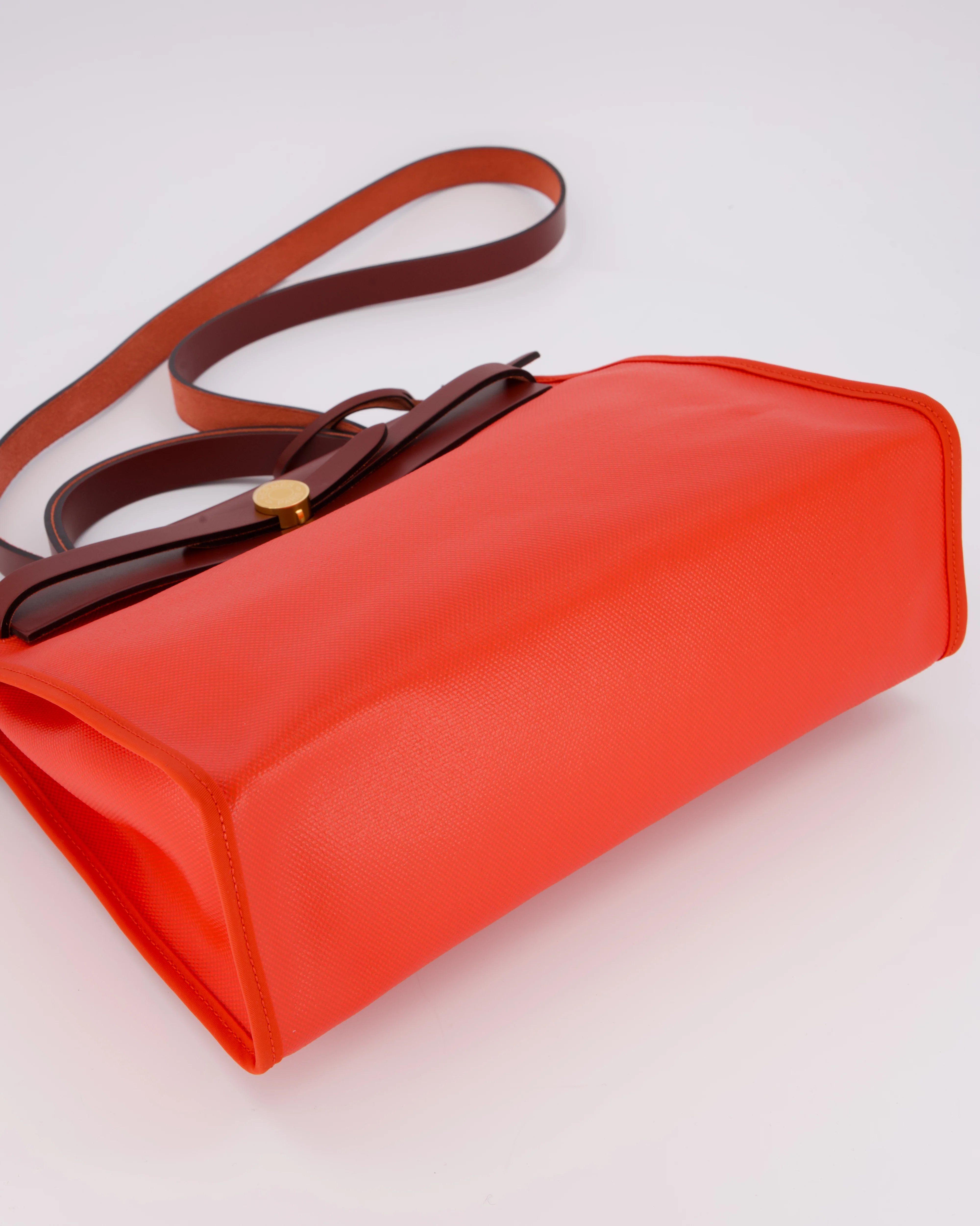 Hermès Herbag 31 in Orange Mecano Toile H Berline Coated Canvas and Rouge H Vache Hunter Leather with Gold Hardware - Image 18