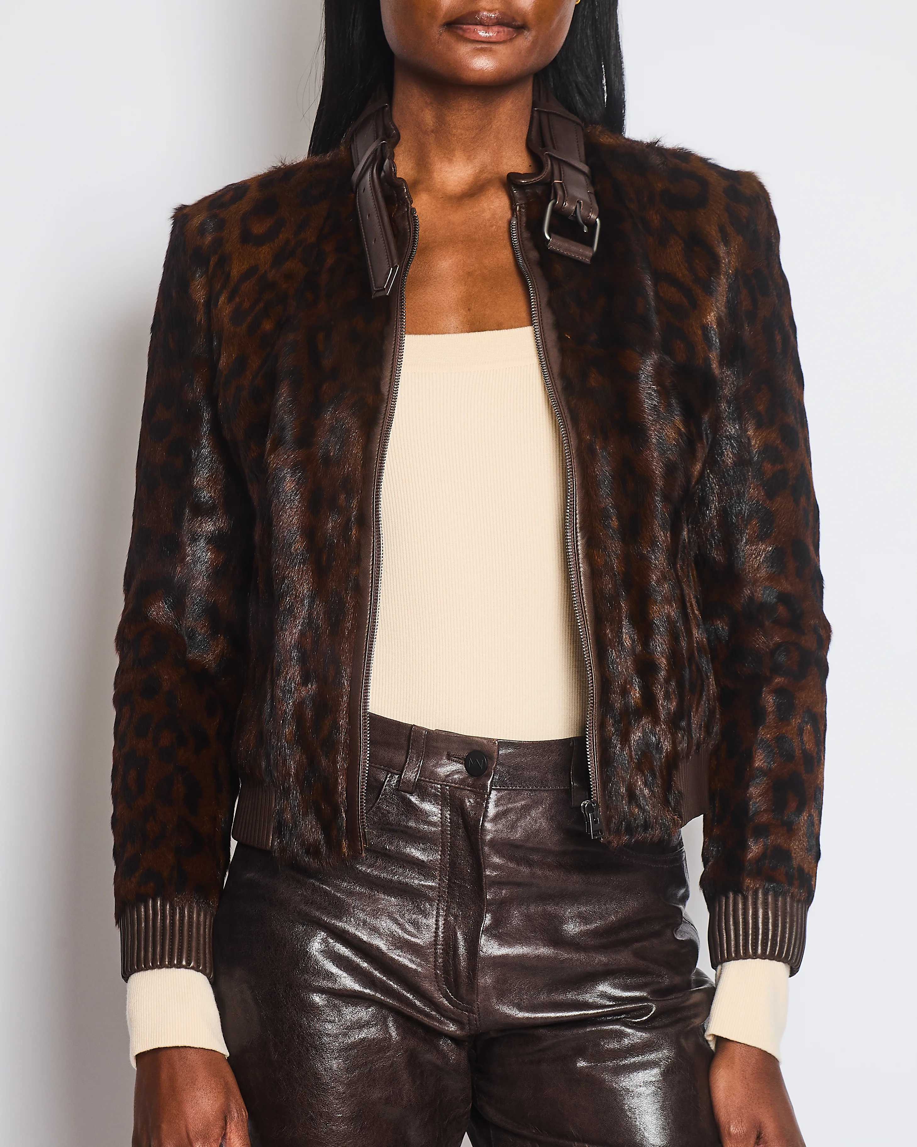 Tom Ford Chocolate Brown Leopard Print Fur Bomber Jacket with Leather Details Size FR 36 (UK 8) - Image 2
