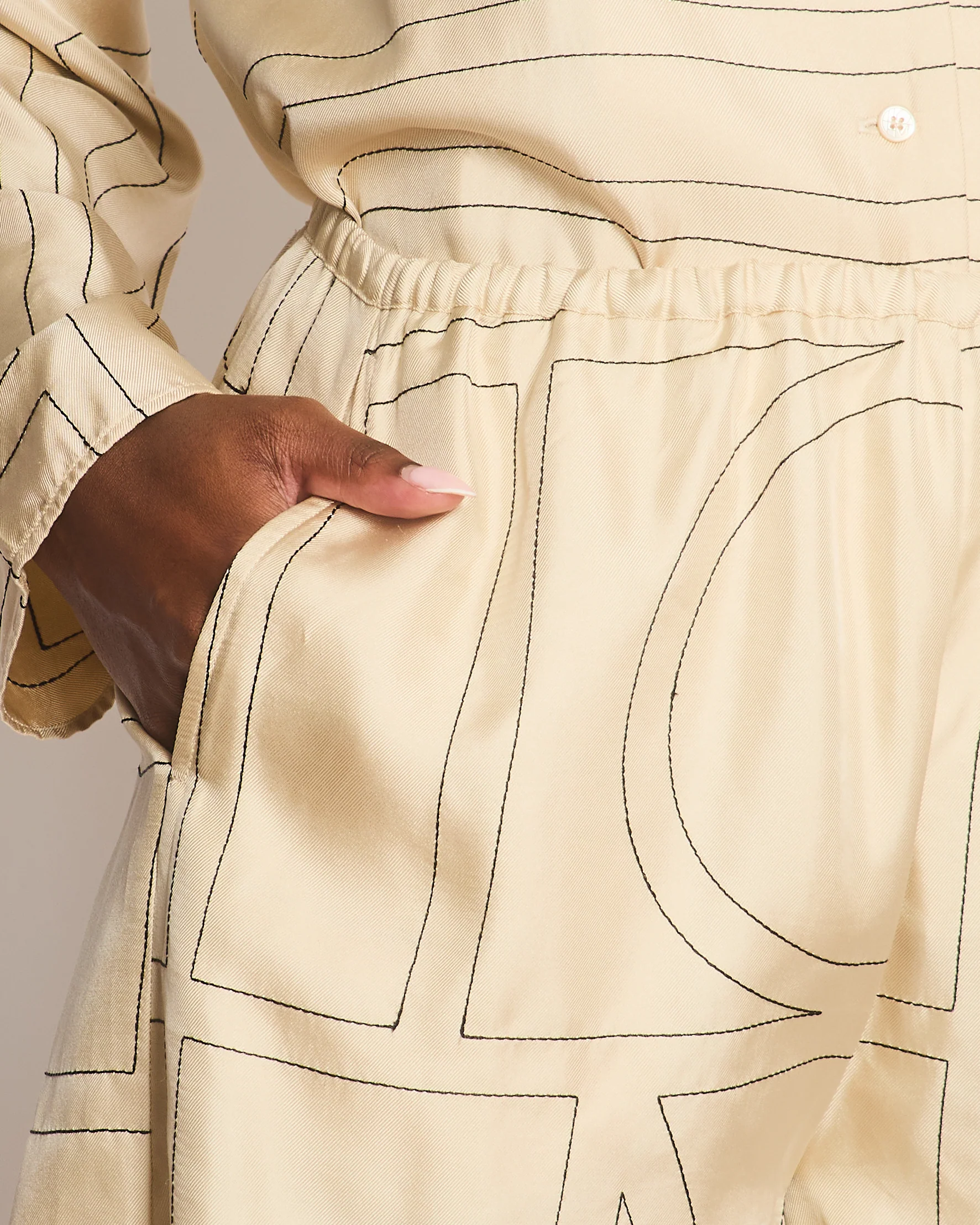 Toteme Beige Silk Shorts with Monogram Details Size FR 34 (UK 6) - Image 3